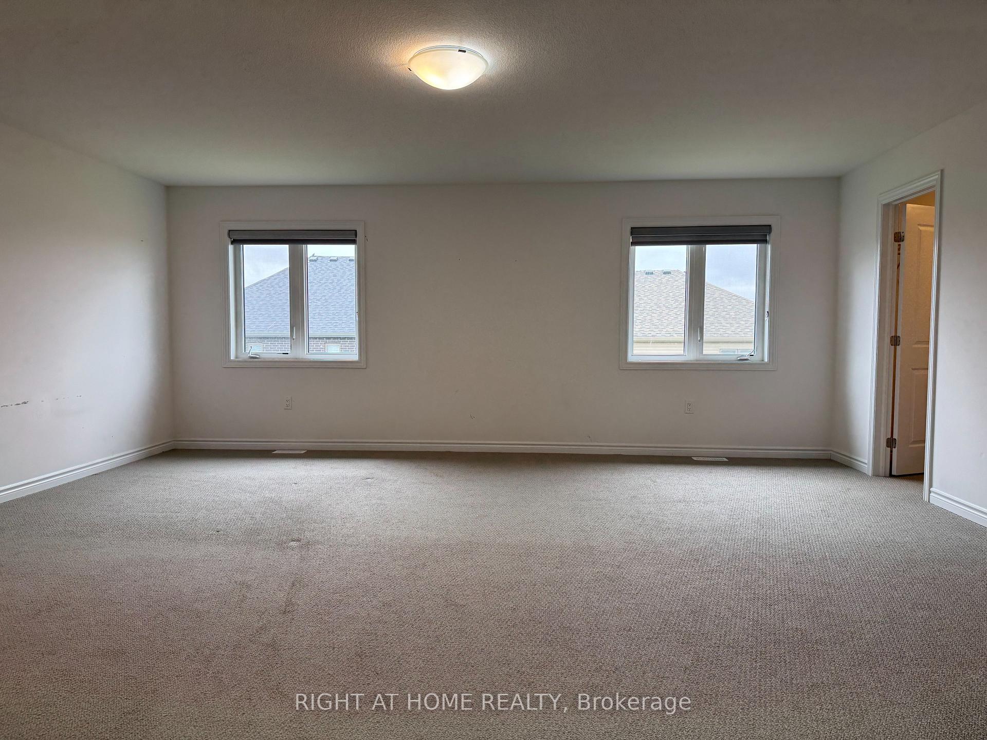 Photo 14 of 110 Daugaard Avenue, Brant, Paris — HOMEH