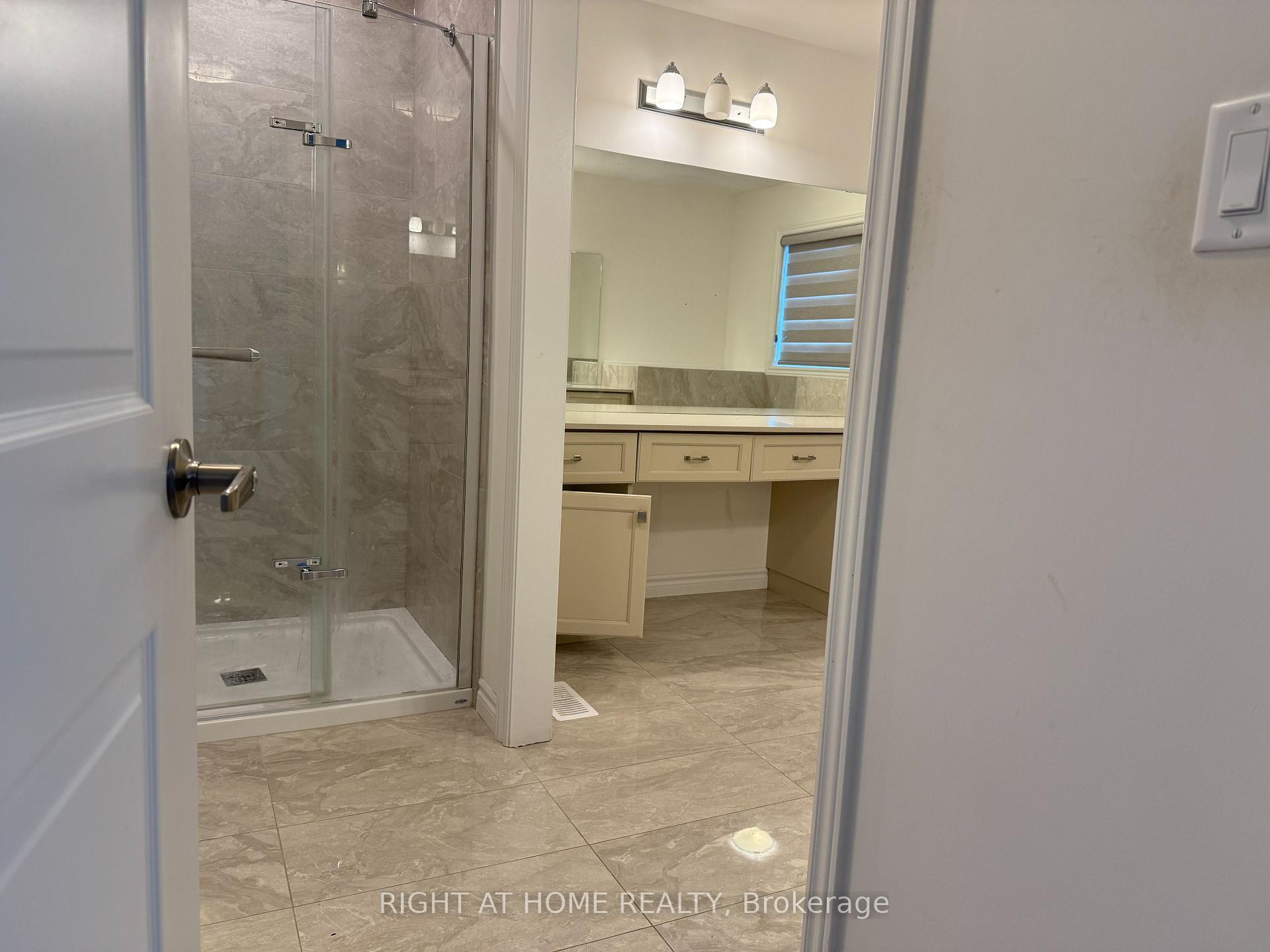 Photo 17 of 110 Daugaard Avenue, Brant, Paris — HOMEH