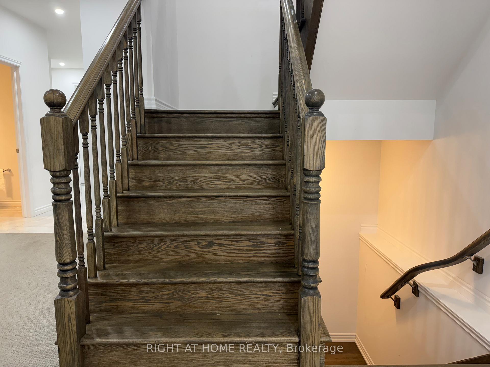 Photo 31 of 110 Daugaard Avenue, Brant, Paris — HOMEH