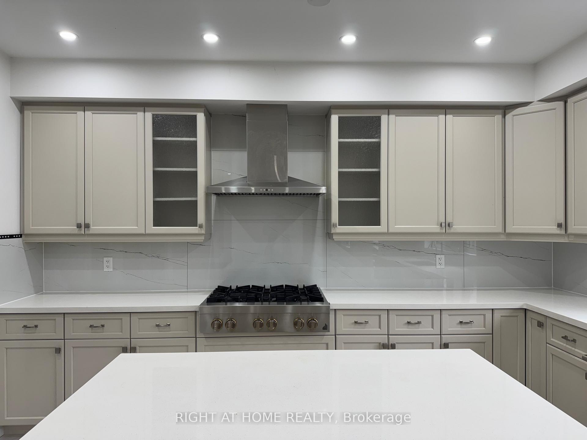 Photo 37 of 110 Daugaard Avenue, Brant, Paris — HOMEH