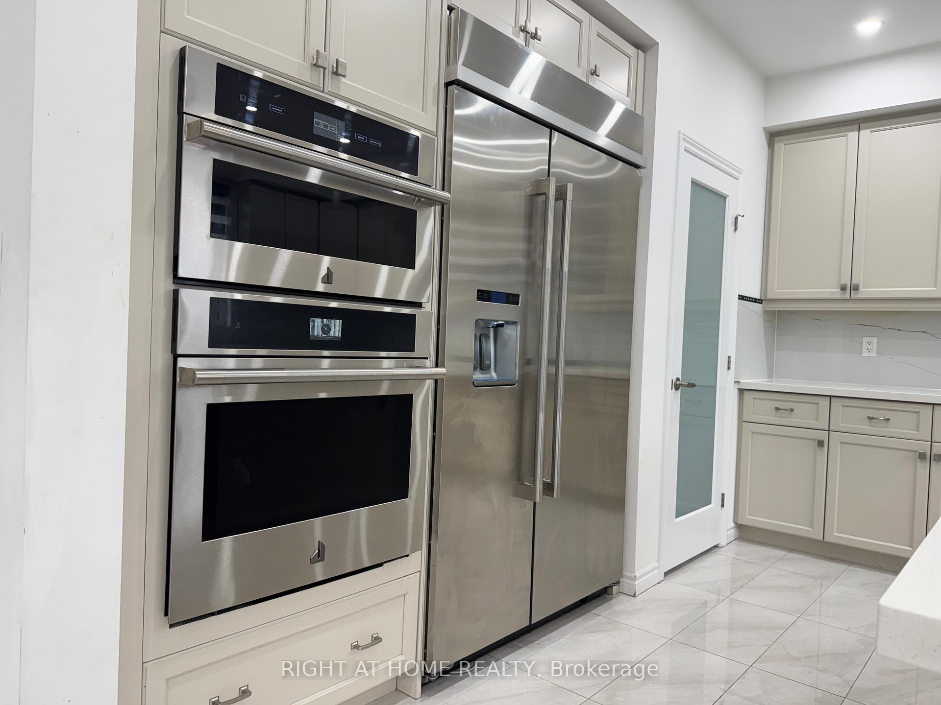 Photo 49 of 110 Daugaard Avenue, Brant, Paris — HOMEH