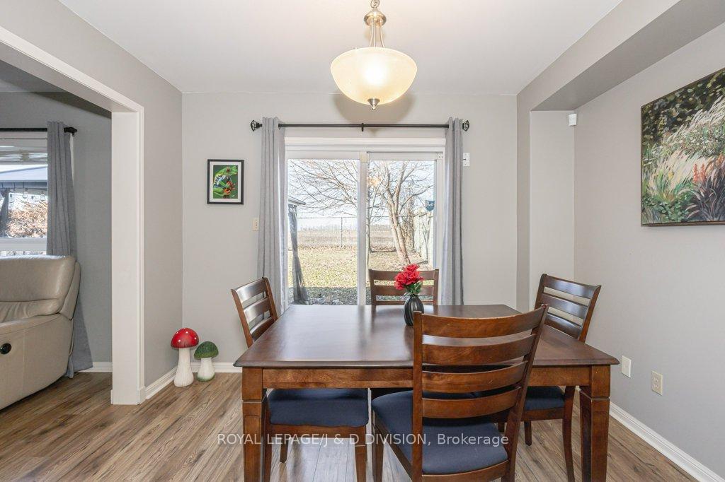 Photo 14 of 52 Hammond Street, Clarington, Bowmanville — HOMEH