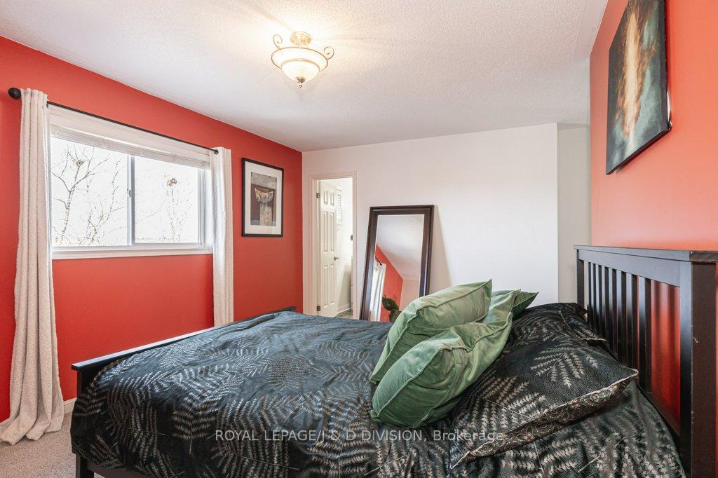 Photo 29 of 52 Hammond Street, Clarington, Bowmanville — HOMEH