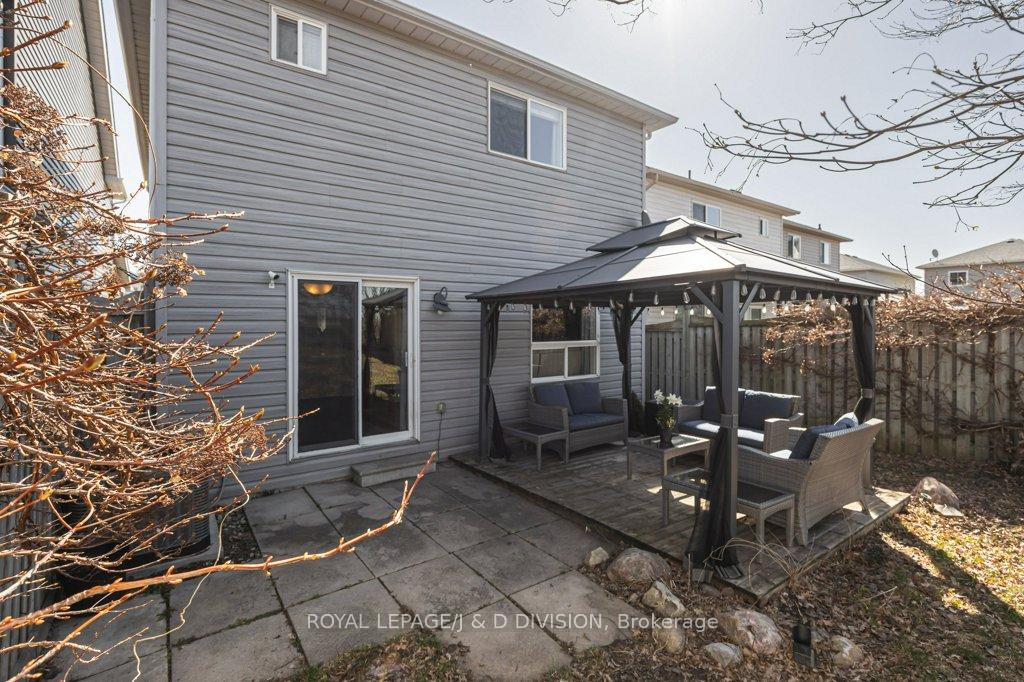 Photo 37 of 52 Hammond Street, Clarington, Bowmanville — HOMEH
