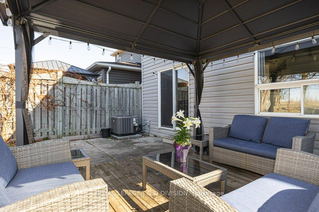 Photo 40 of 52 Hammond Street, Clarington, Bowmanville — HOMEH
