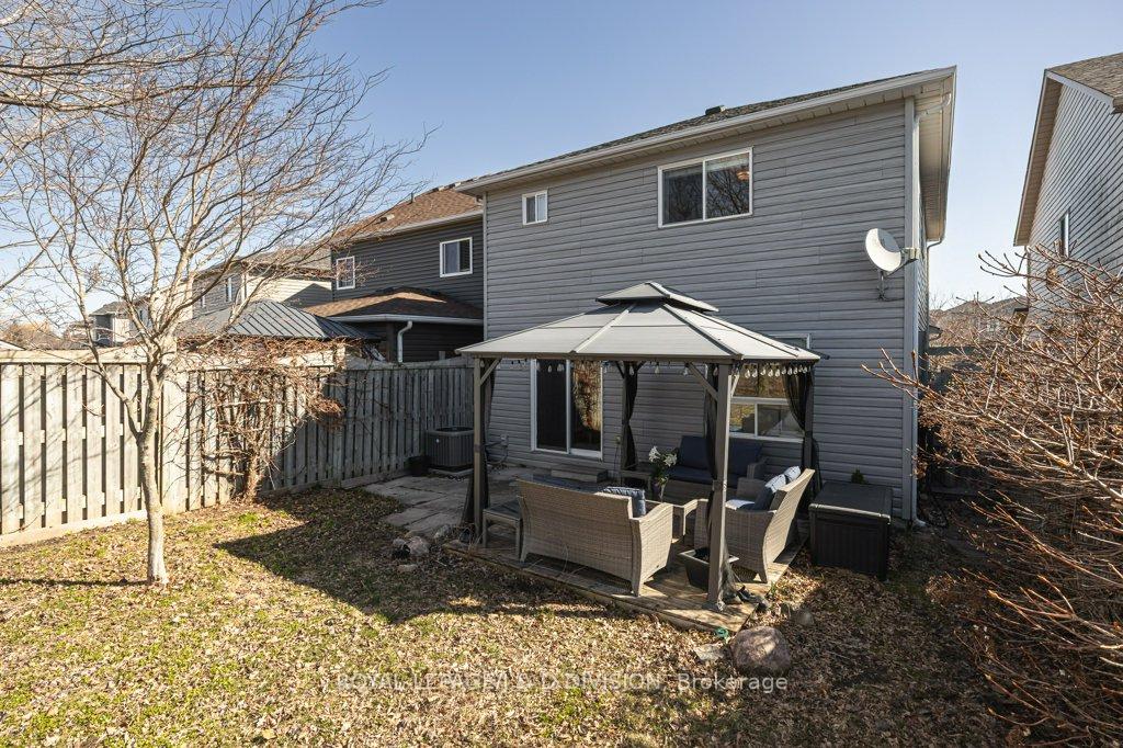 Photo 41 of 52 Hammond Street, Clarington, Bowmanville — HOMEH
