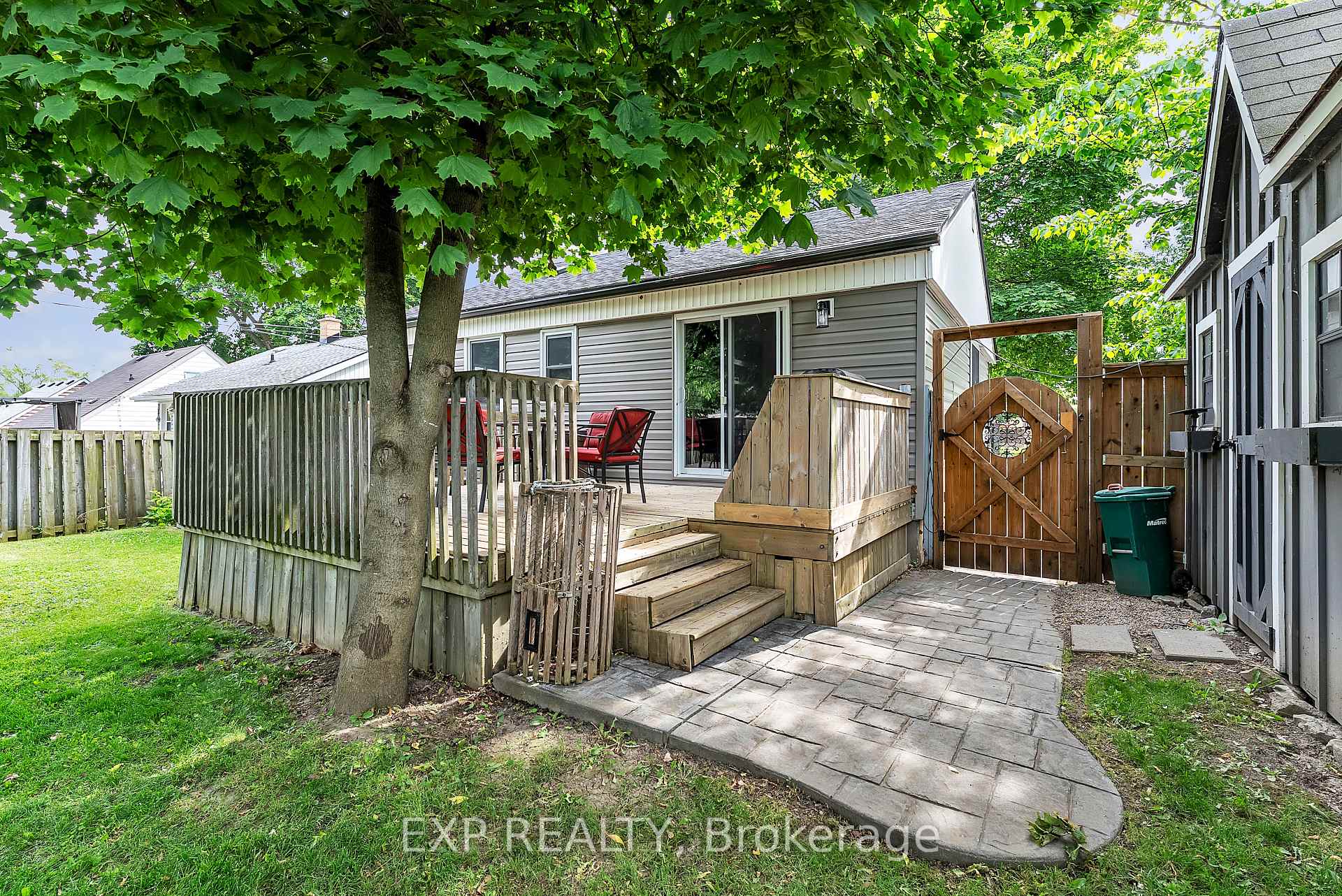 Photo 31 of 23 Fourth Street, Belleville, Belleville Ward — HOMEH