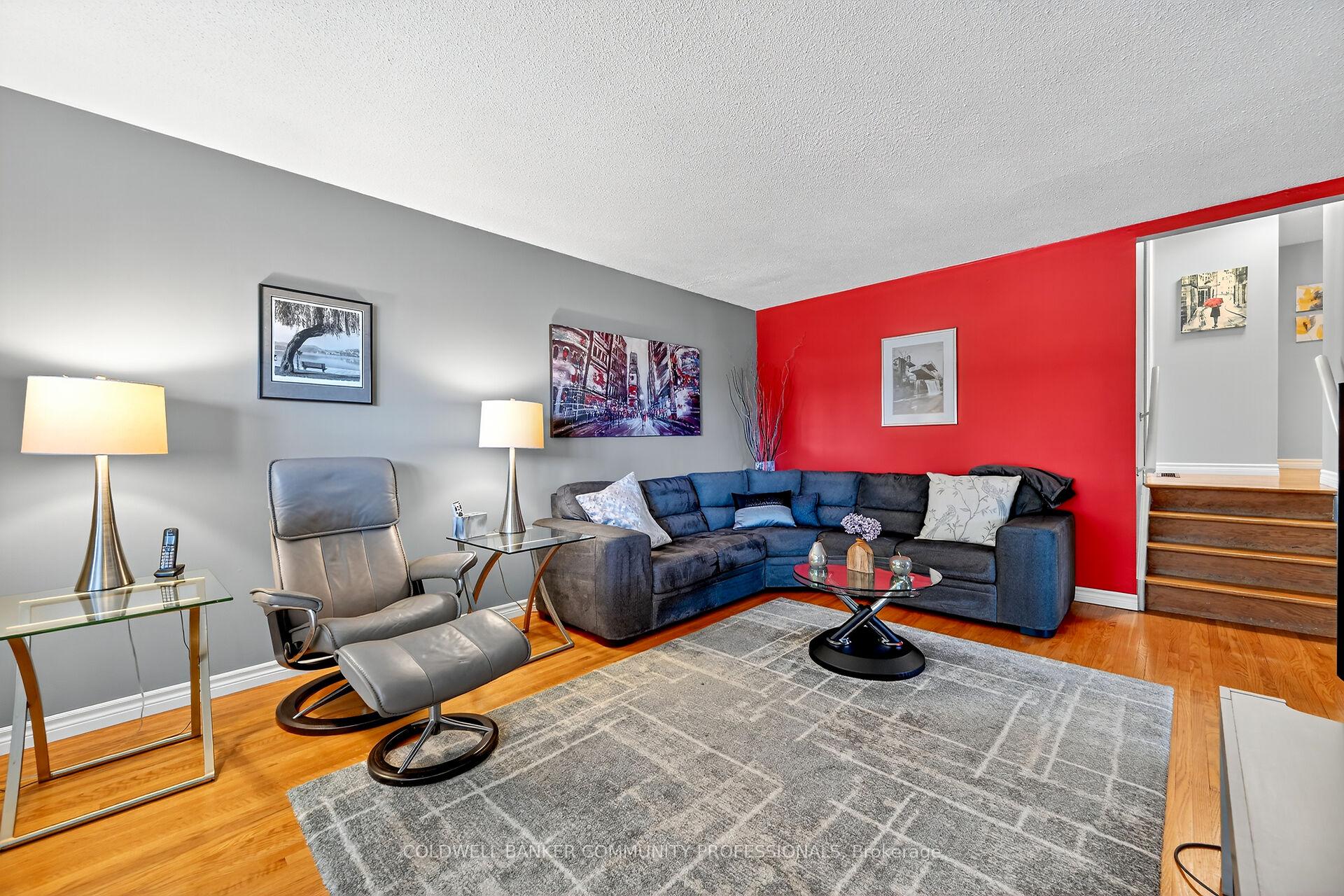 Photo 7 of 52 Gardiner Drive, Hamilton, Gilkson — HOMEH