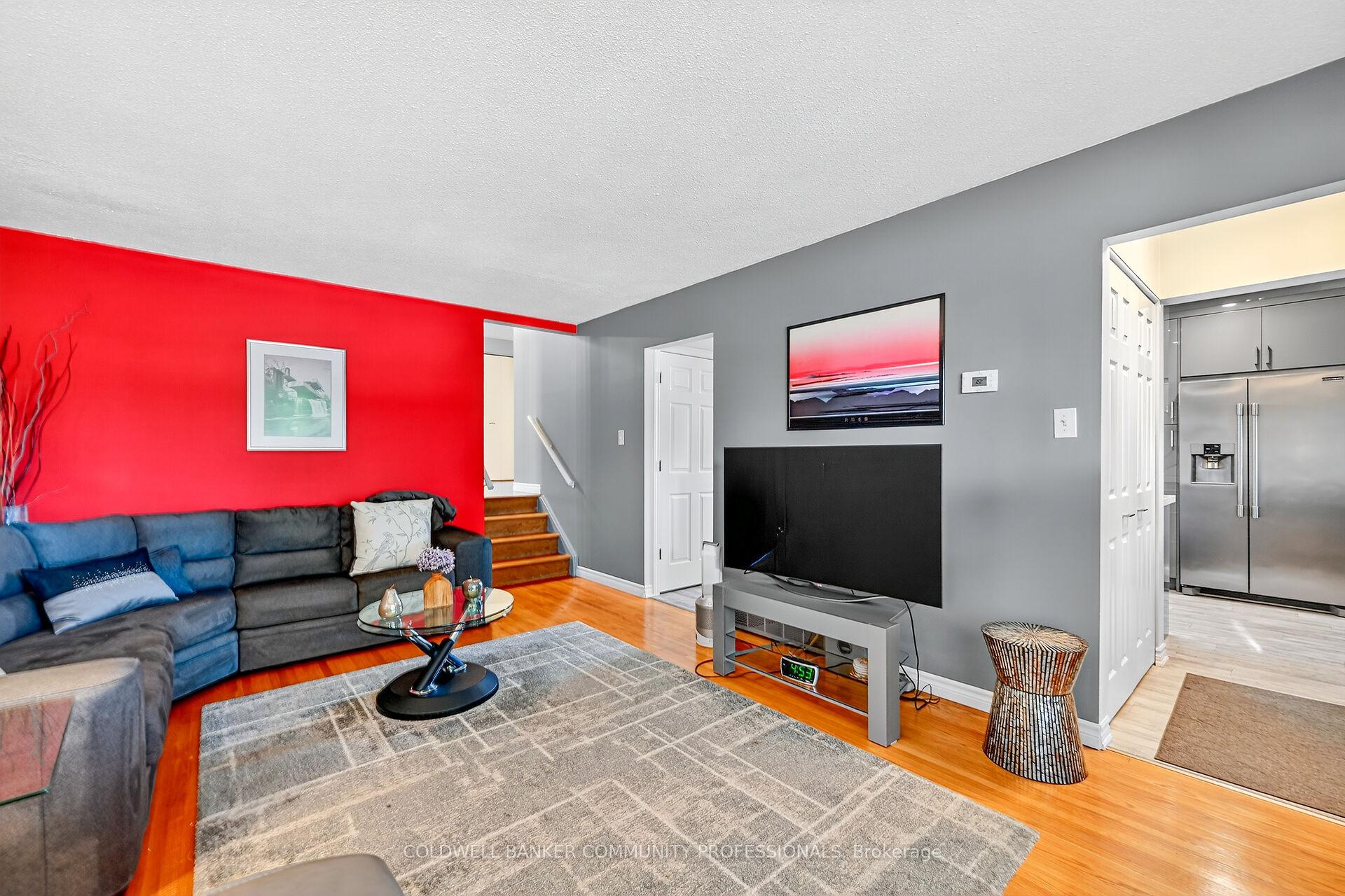 Photo 8 of 52 Gardiner Drive, Hamilton, Gilkson — HOMEH