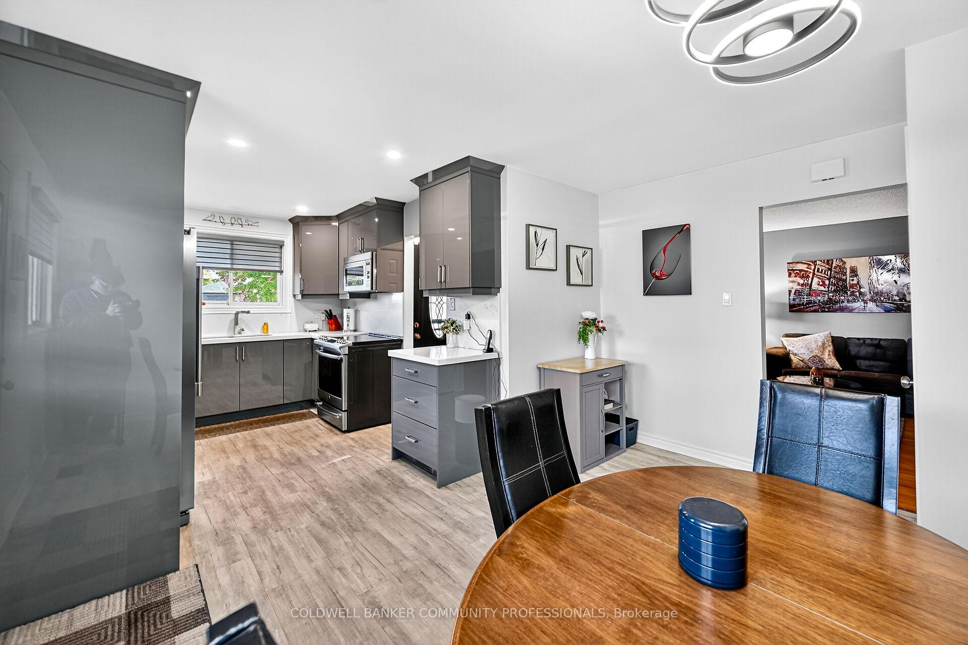 Photo 15 of 52 Gardiner Drive, Hamilton, Gilkson — HOMEH