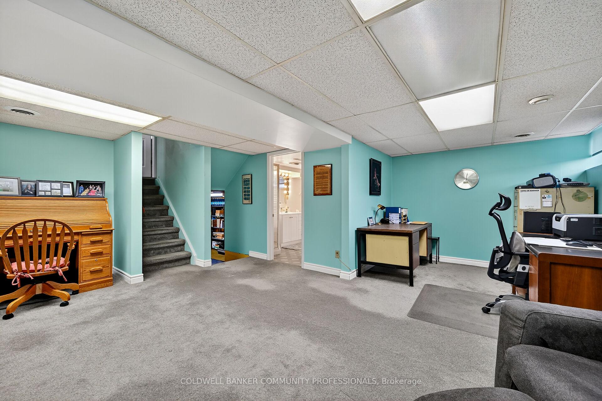 Photo 30 of 52 Gardiner Drive, Hamilton, Gilkson — HOMEH