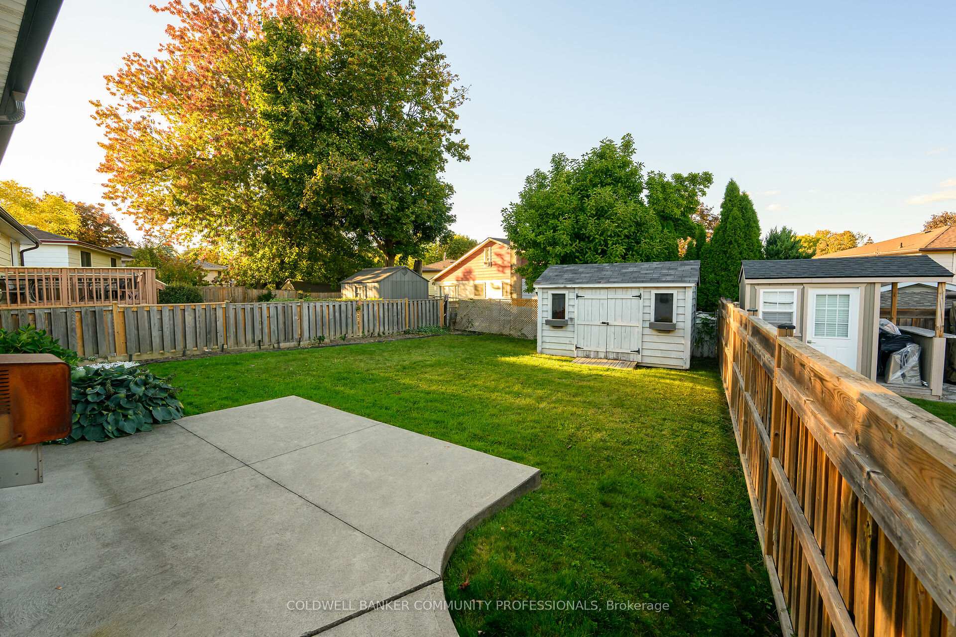Photo 38 of 52 Gardiner Drive, Hamilton, Gilkson — HOMEH