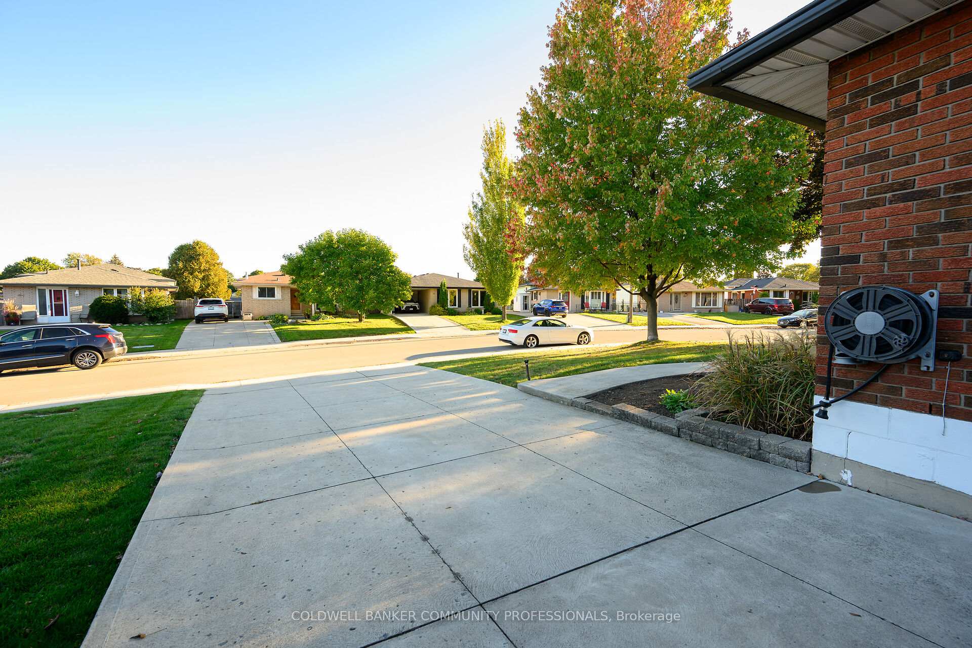 Photo 41 of 52 Gardiner Drive, Hamilton, Gilkson — HOMEH
