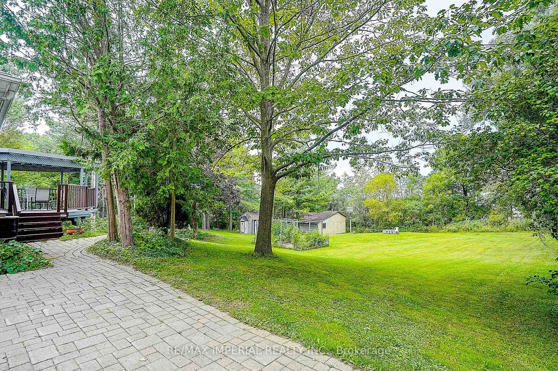 Photo 9 of 282 Ridge Road, Aurora, Aurora Estates — HOMEH