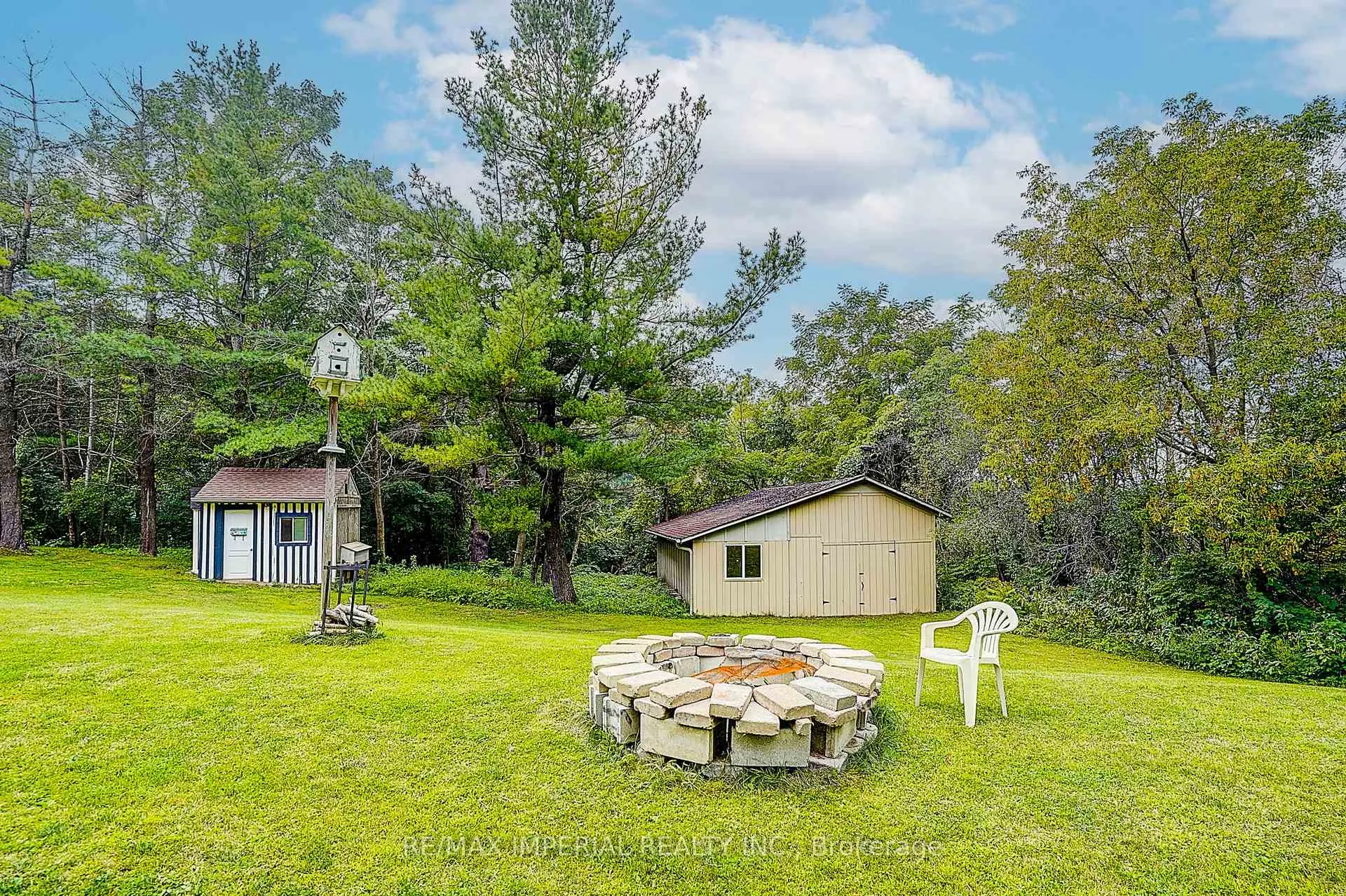 Photo 11 of 282 Ridge Road, Aurora, Aurora Estates — HOMEH