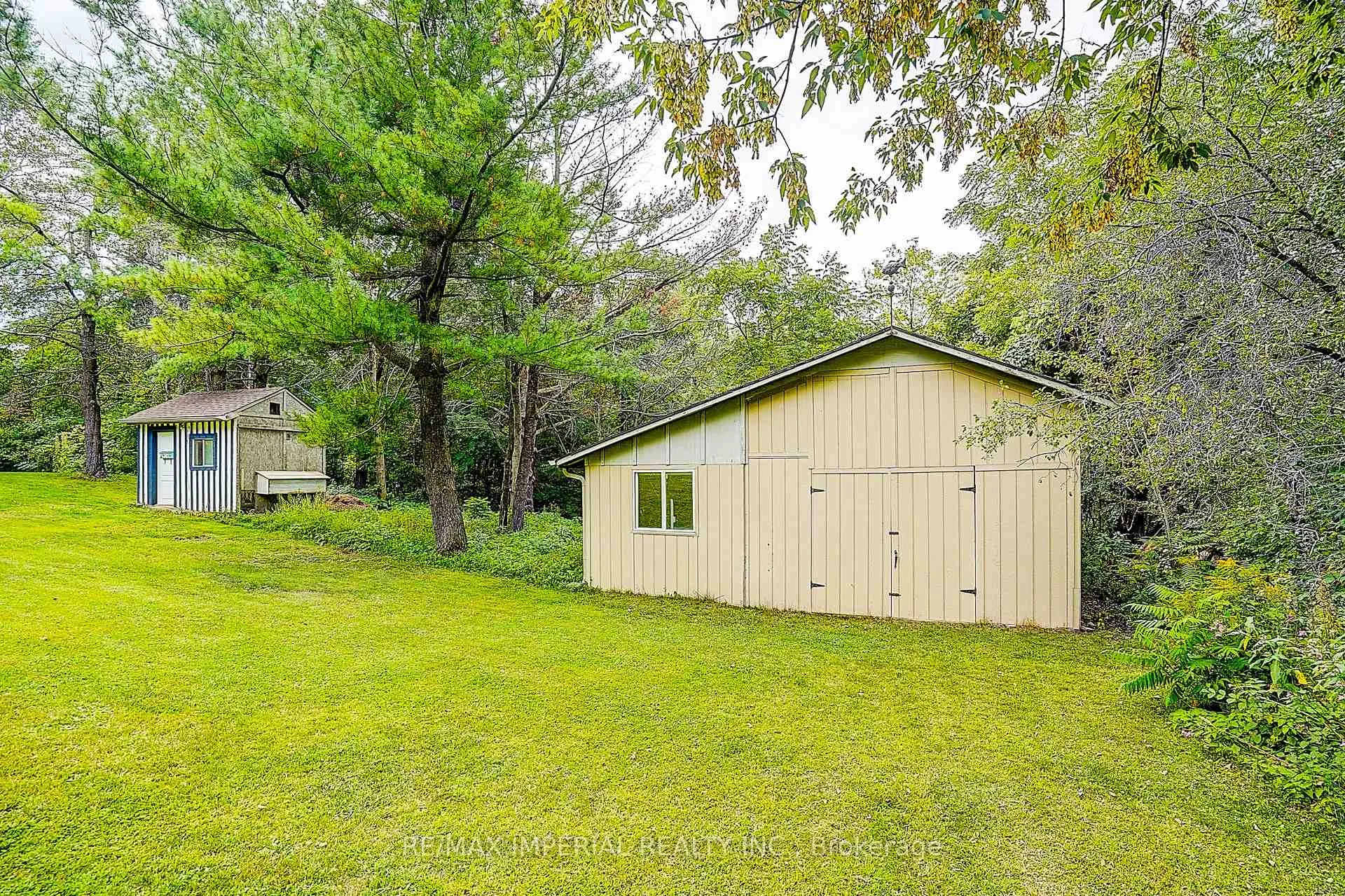 Photo 12 of 282 Ridge Road, Aurora, Aurora Estates — HOMEH