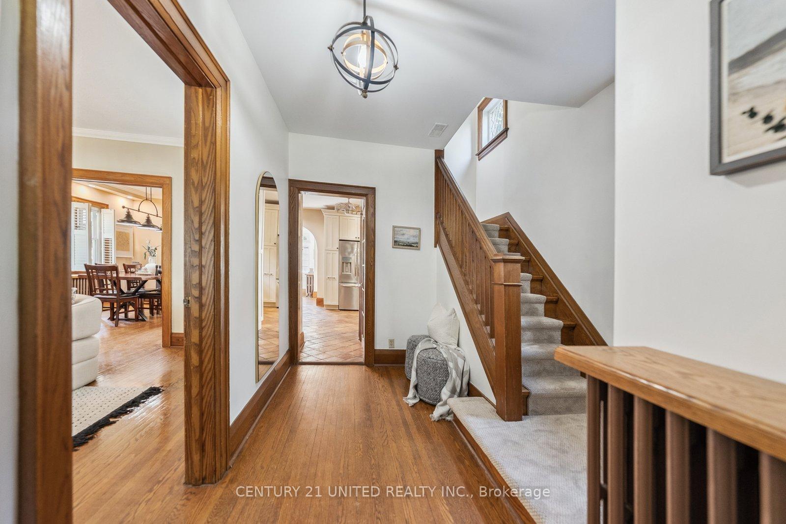 Photo 4 of 58 Centre Street, Clarington, Bowmanville — HOMEH