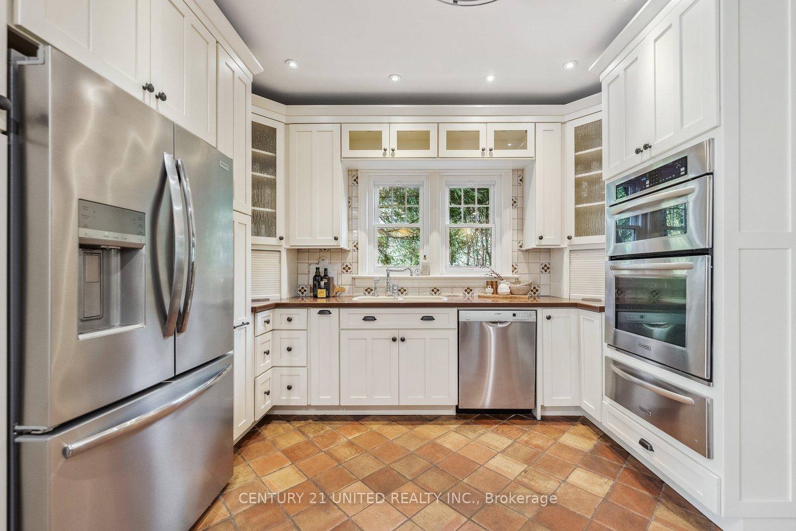 Photo 9 of 58 Centre Street, Clarington, Bowmanville — HOMEH