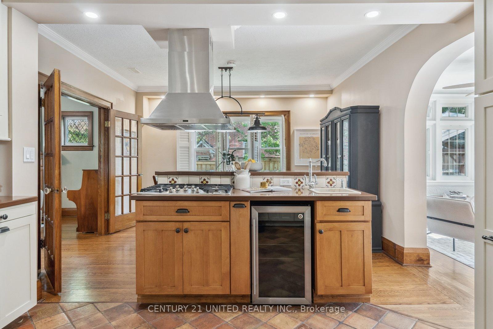 Photo 10 of 58 Centre Street, Clarington, Bowmanville — HOMEH