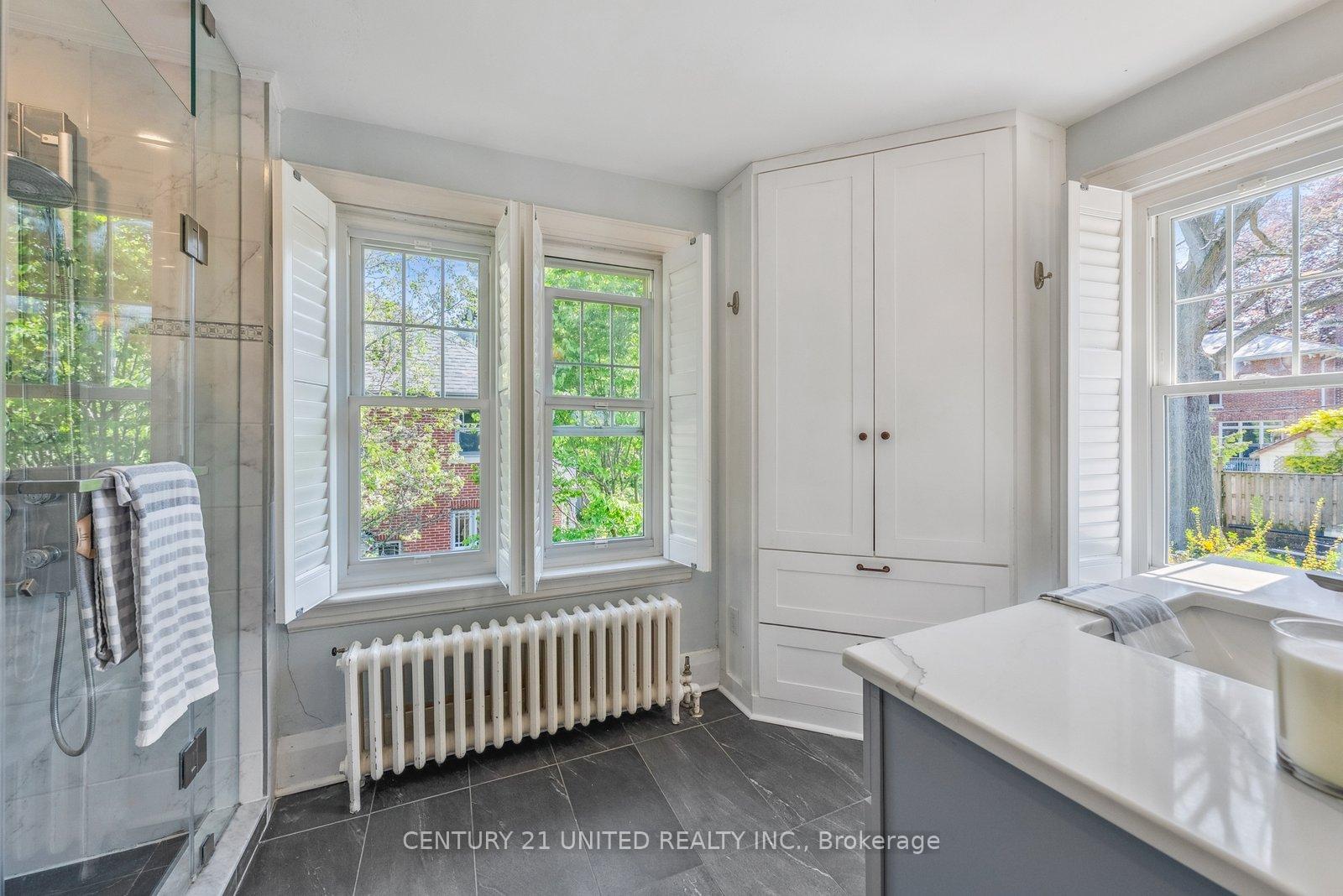 Photo 16 of 58 Centre Street, Clarington, Bowmanville — HOMEH