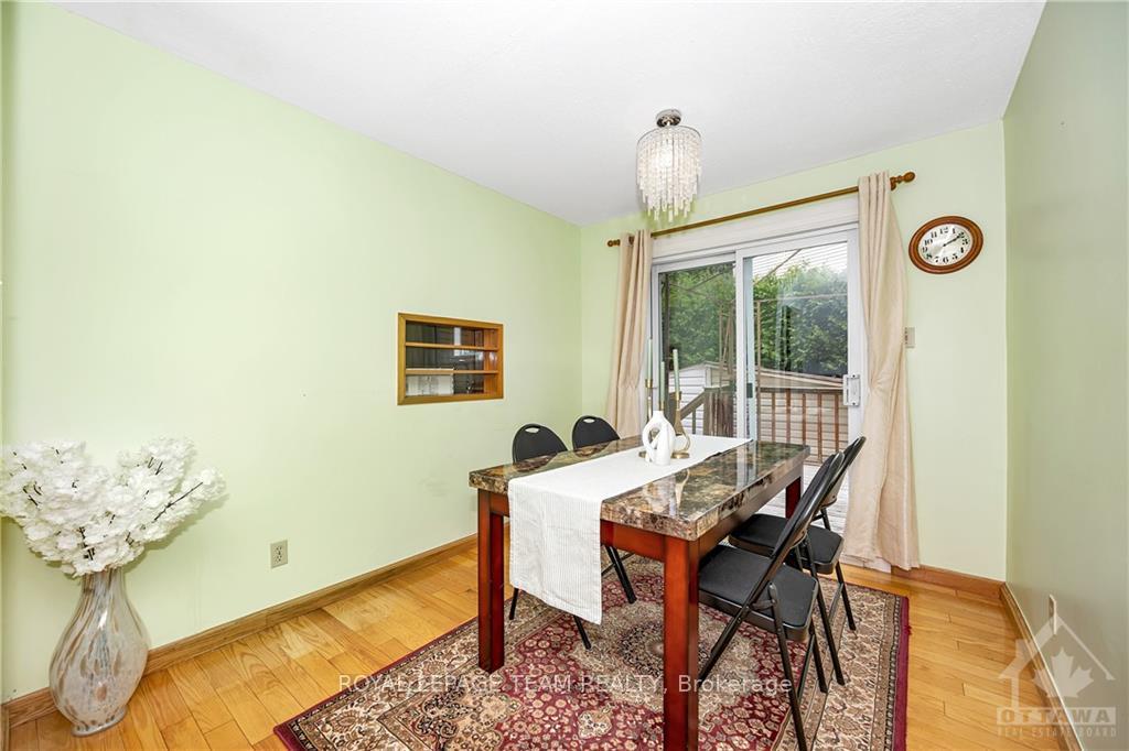Photo 8 of 820 Torsa Court, Ottawa, Fairfield Heights — HOMEH