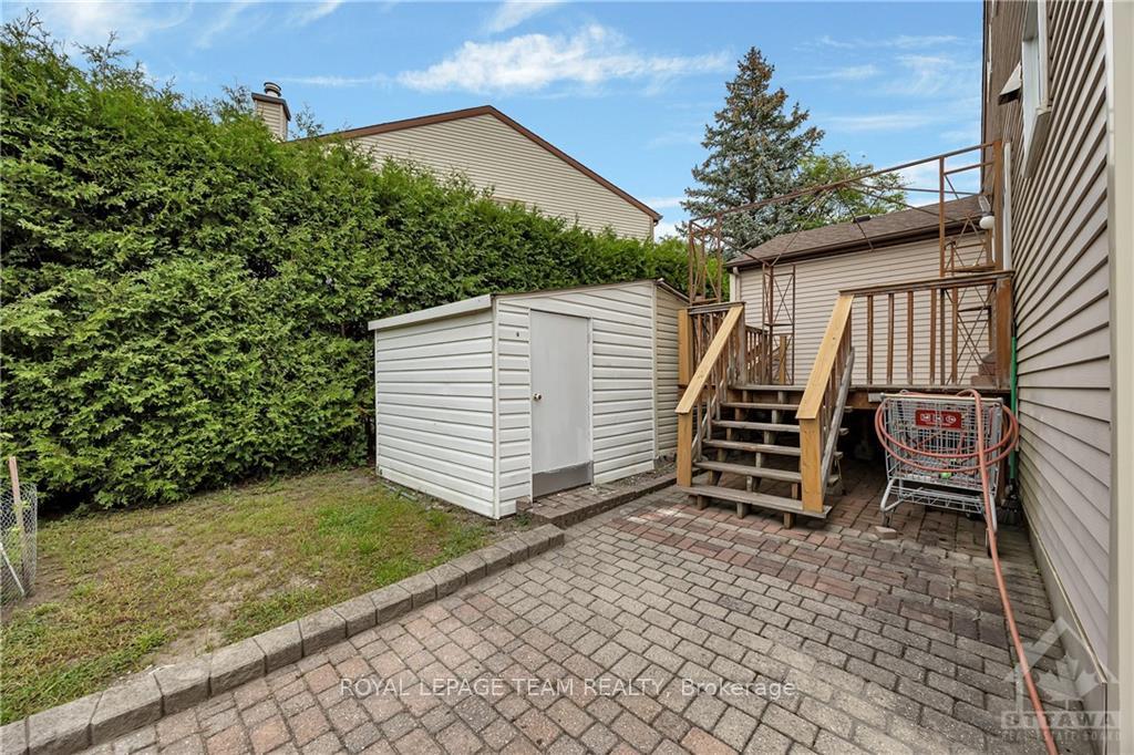 Photo 17 of 820 Torsa Court, Ottawa, Fairfield Heights — HOMEH