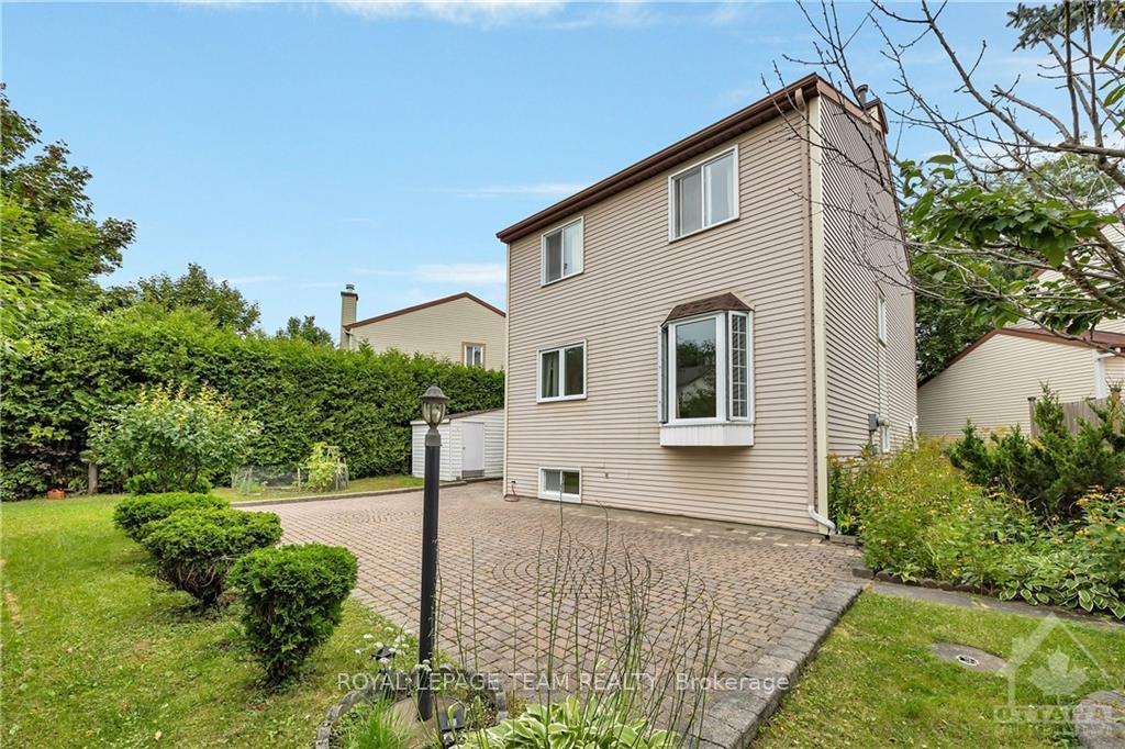 Photo 16 of 820 Torsa Court, Ottawa, Fairfield Heights — HOMEH