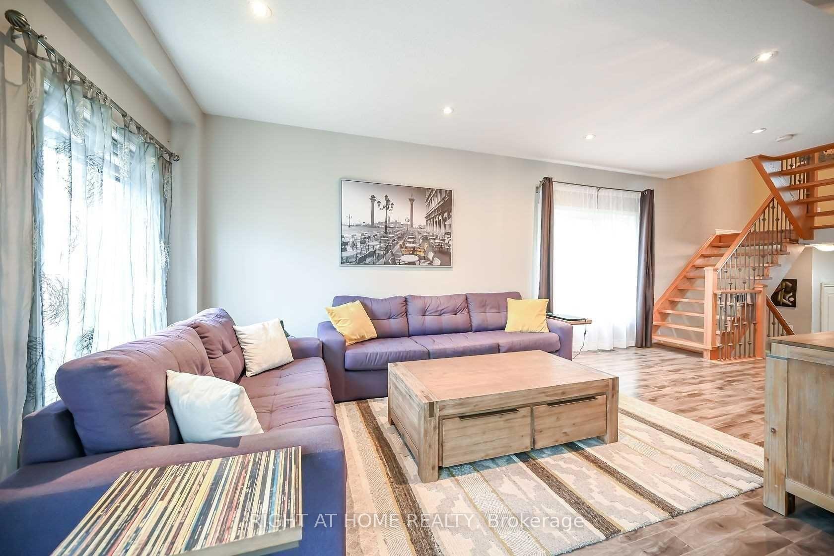 Photo 8 of 96 Highgate Drive, Hamilton, Stoney Creek Mountain — HOMEH