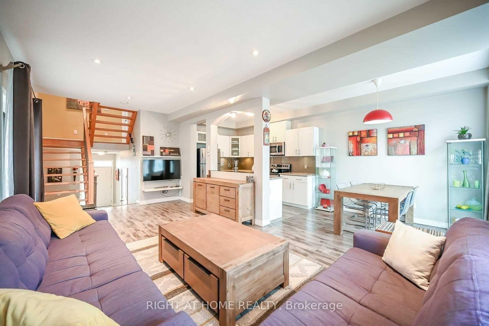 Photo 11 of 96 Highgate Drive, Hamilton, Stoney Creek Mountain — HOMEH