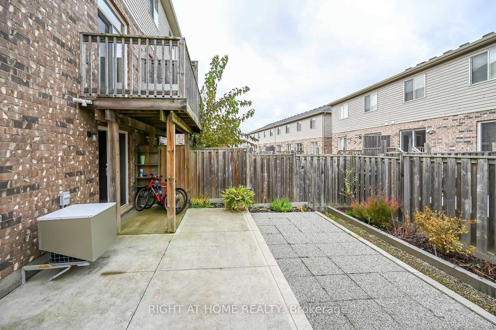 Photo 33 of 96 Highgate Drive, Hamilton, Stoney Creek Mountain — HOMEH
