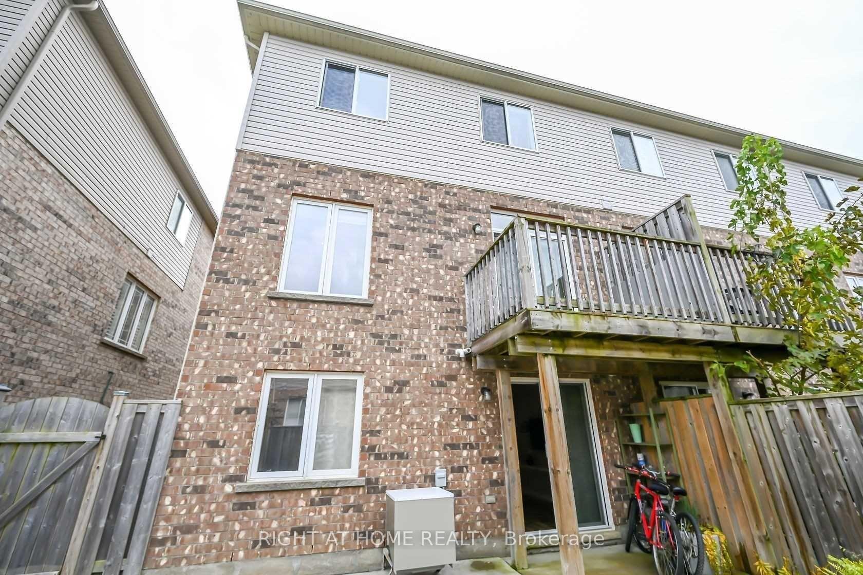 Photo 35 of 96 Highgate Drive, Hamilton, Stoney Creek Mountain — HOMEH