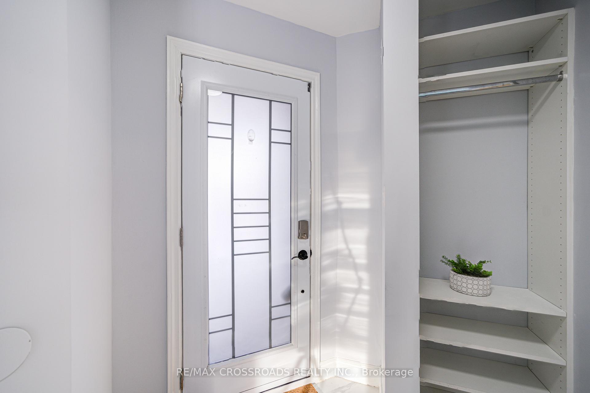 Photo 5 of 93 McMann Crescent, Clarington, Courtice — HOMEH