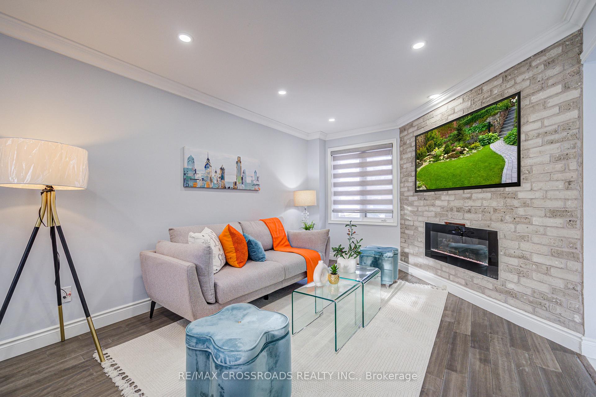 Photo 11 of 93 McMann Crescent, Clarington, Courtice — HOMEH