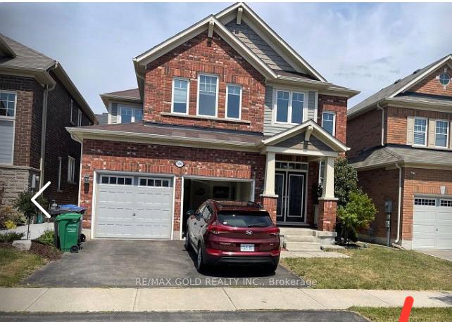 Front of Unit Lower Portion, 100 Enford Crescent