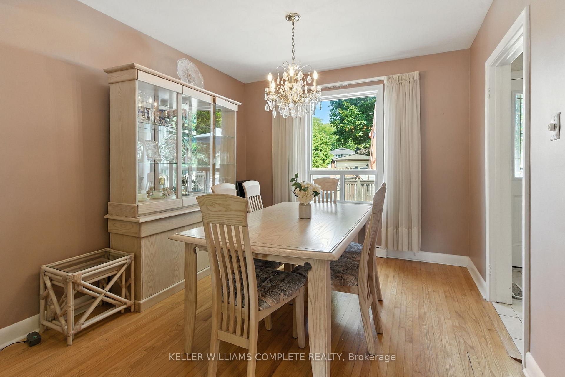 Photo 7 of 1001 Brucedale Avenue E, Hamilton, Sherwood — HOMEH