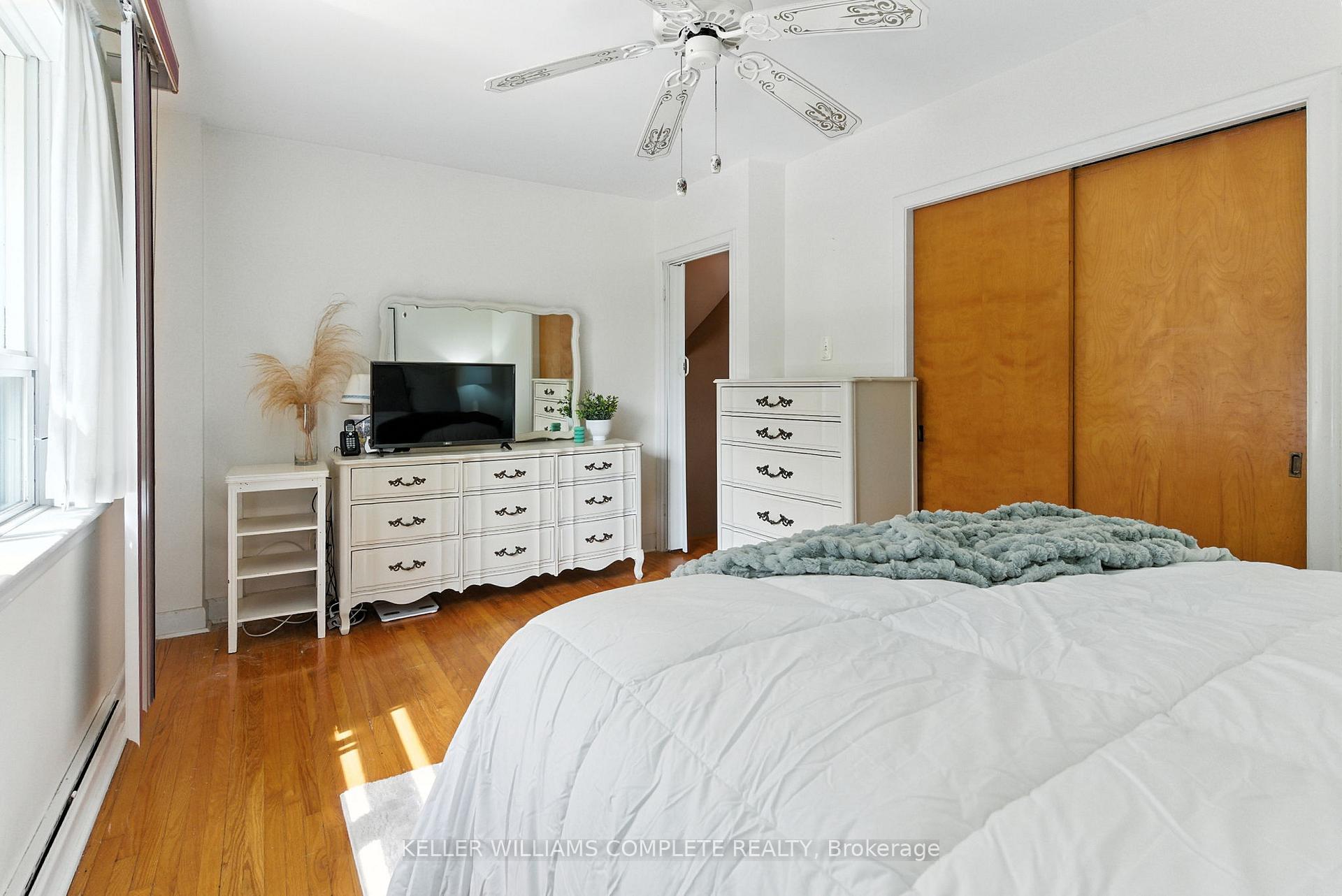 Photo 13 of 1001 Brucedale Avenue E, Hamilton, Sherwood — HOMEH