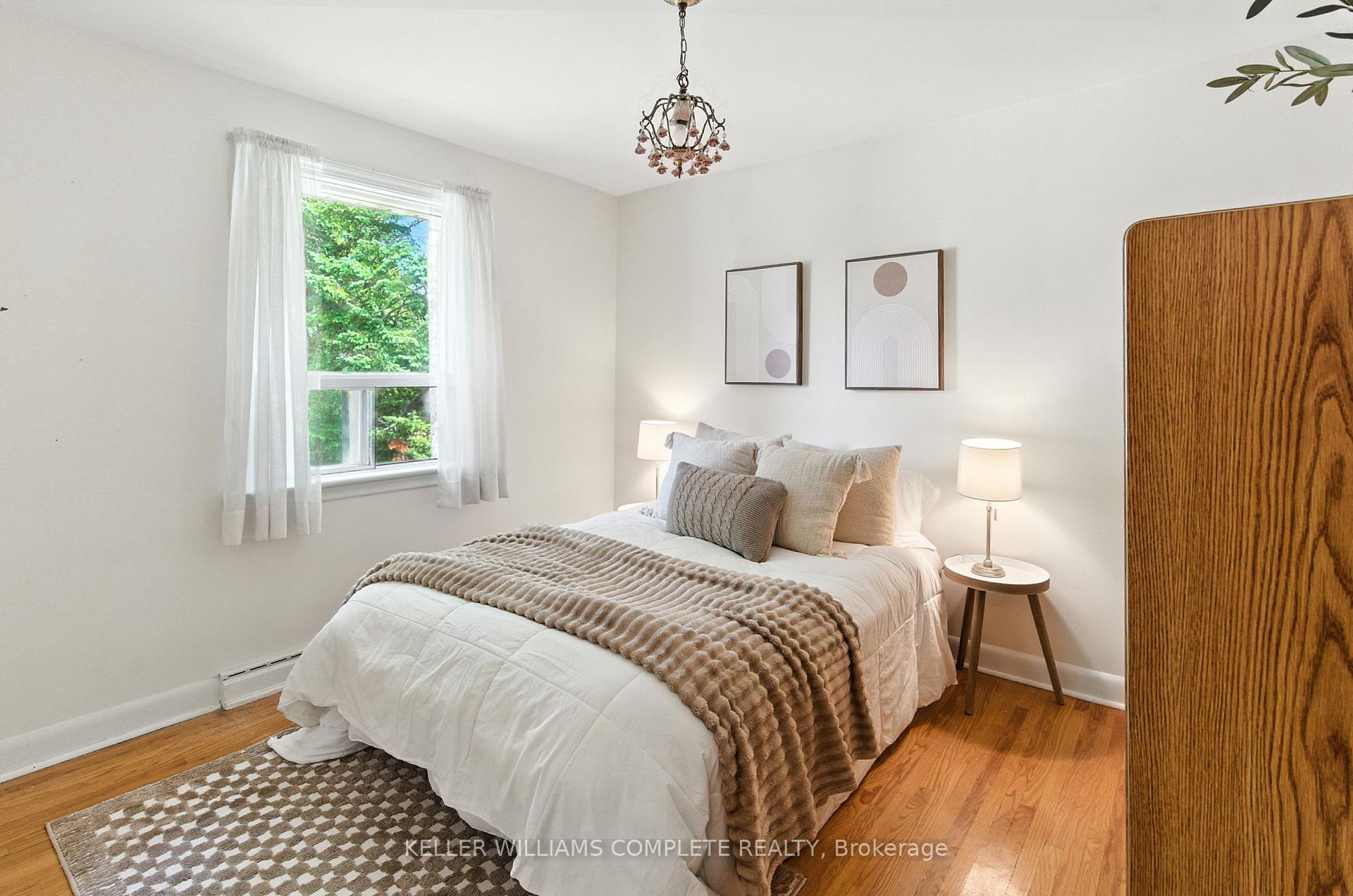 Photo 16 of 1001 Brucedale Avenue E, Hamilton, Sherwood — HOMEH