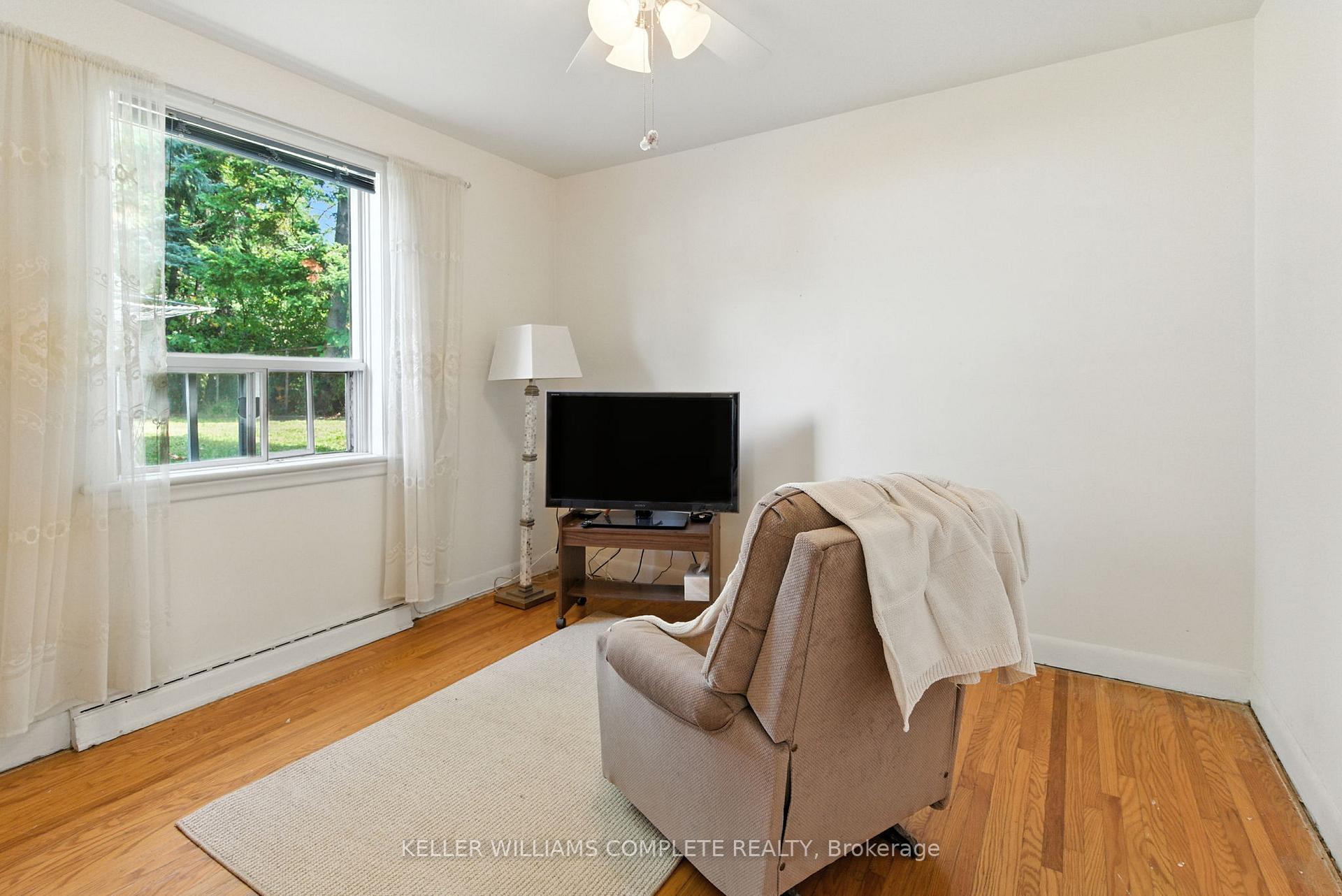 Photo 22 of 1001 Brucedale Avenue E, Hamilton, Sherwood — HOMEH
