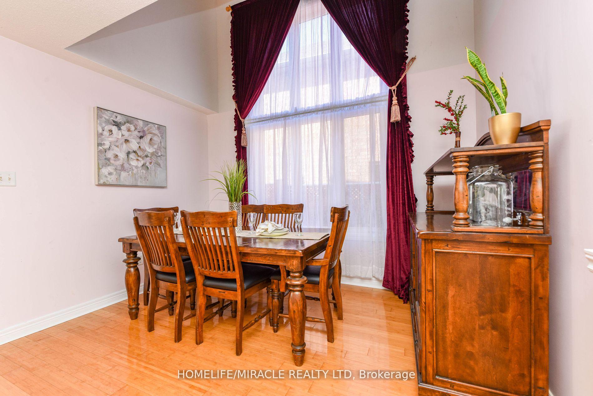 Photo 3 of 322 Ellwood Drive W, Caledon, Bolton West — HOMEH