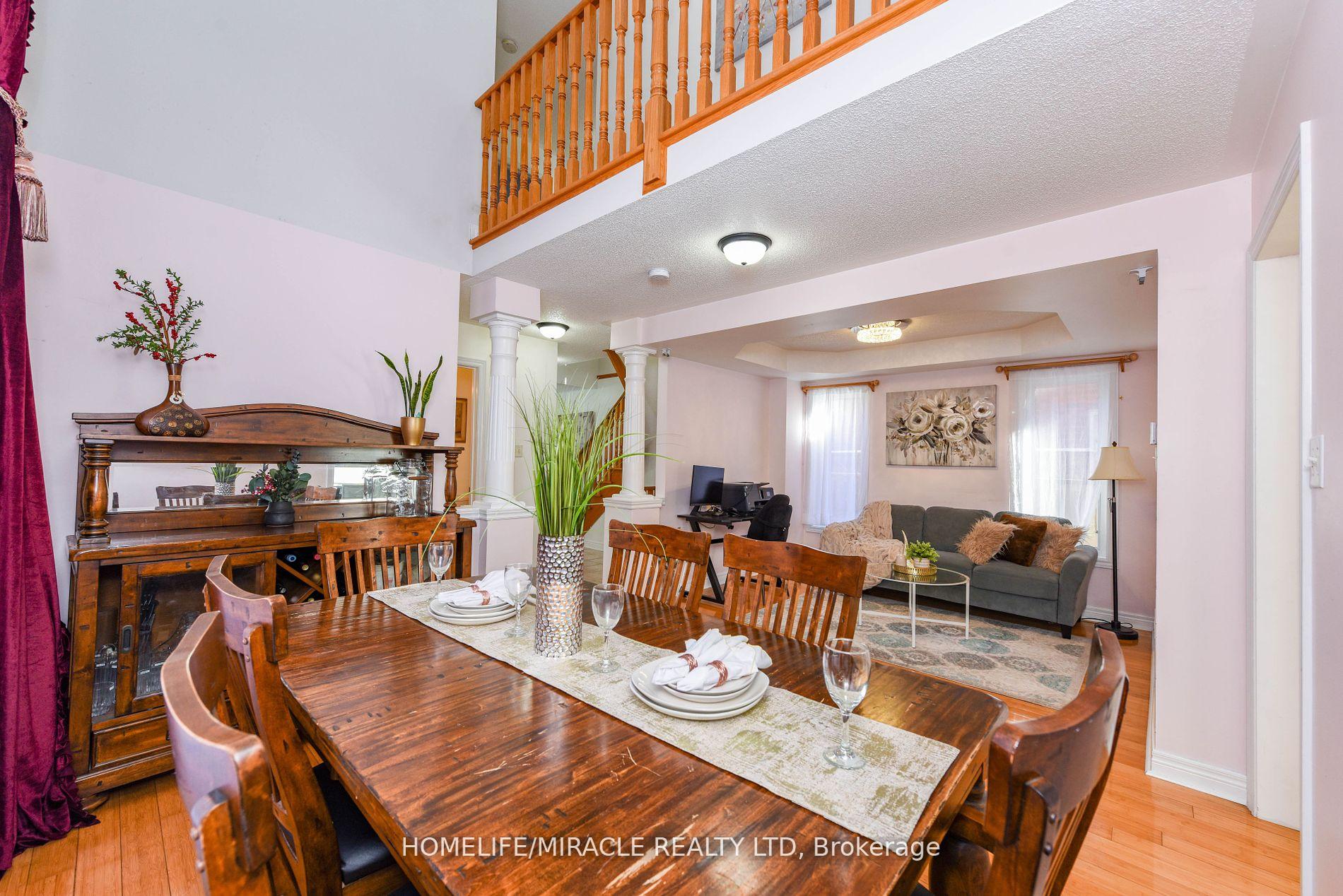 Photo 4 of 322 Ellwood Drive W, Caledon, Bolton West — HOMEH