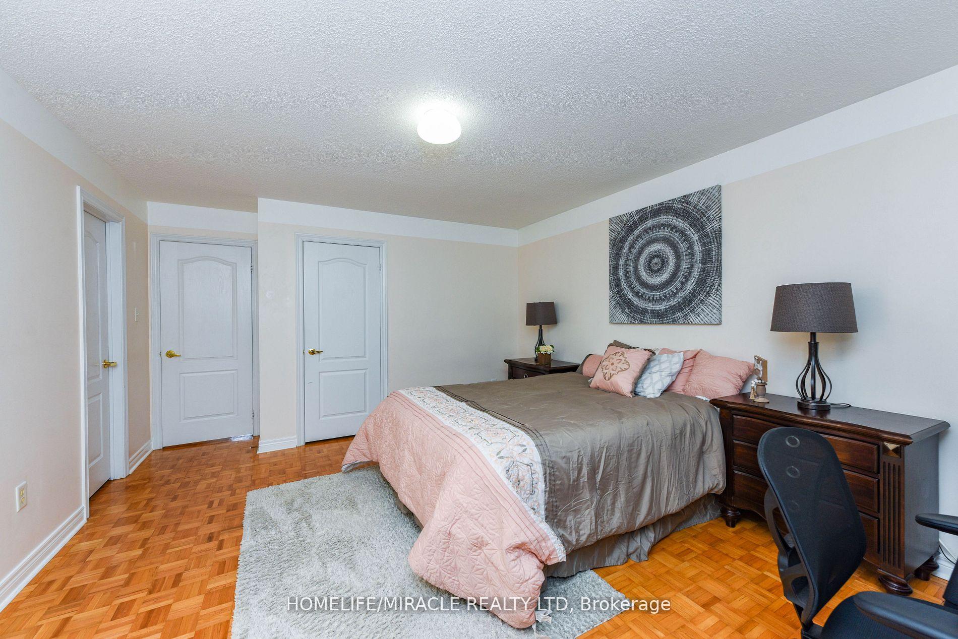 Photo 12 of 322 Ellwood Drive W, Caledon, Bolton West — HOMEH