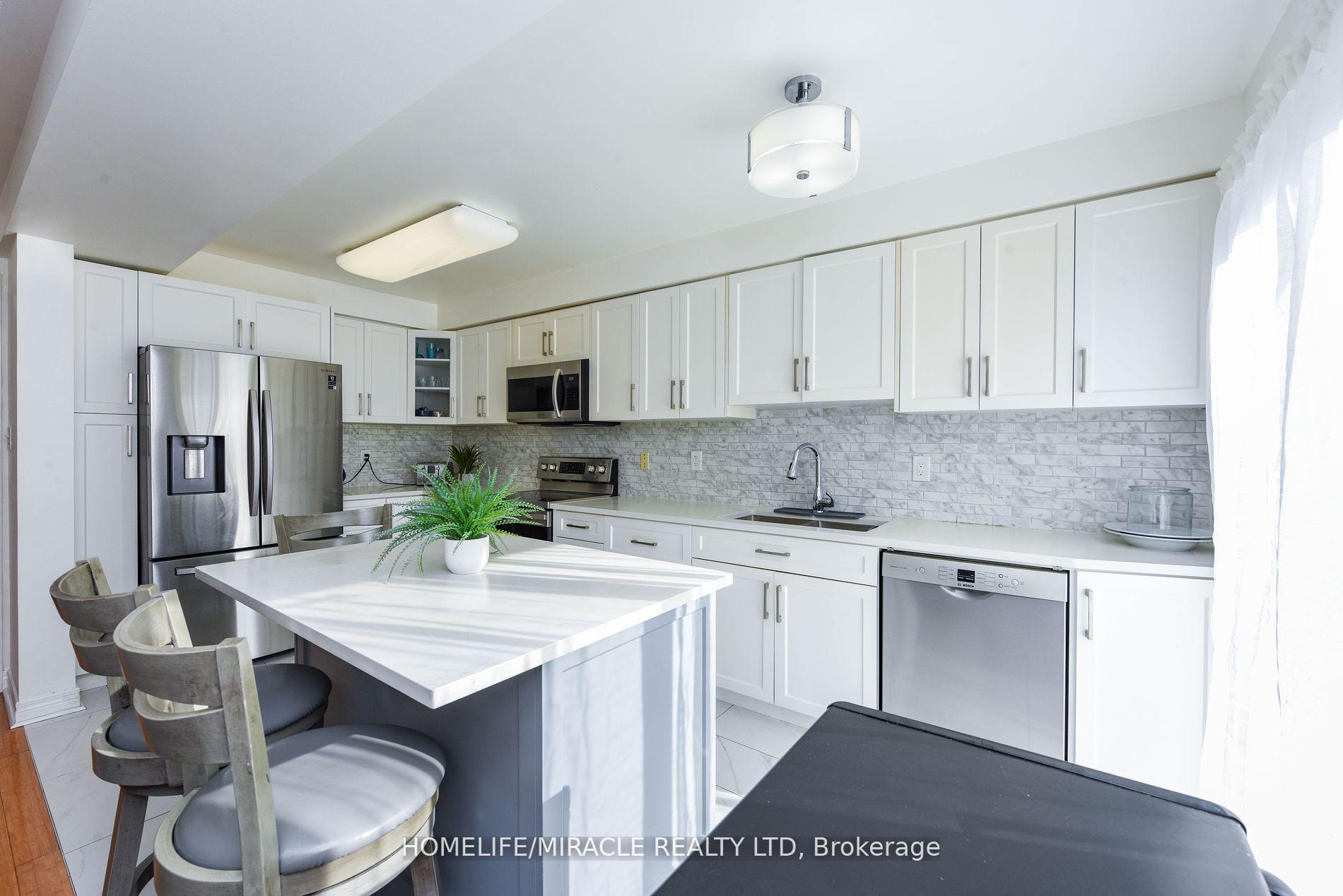 Photo 18 of 322 Ellwood Drive W, Caledon, Bolton West — HOMEH