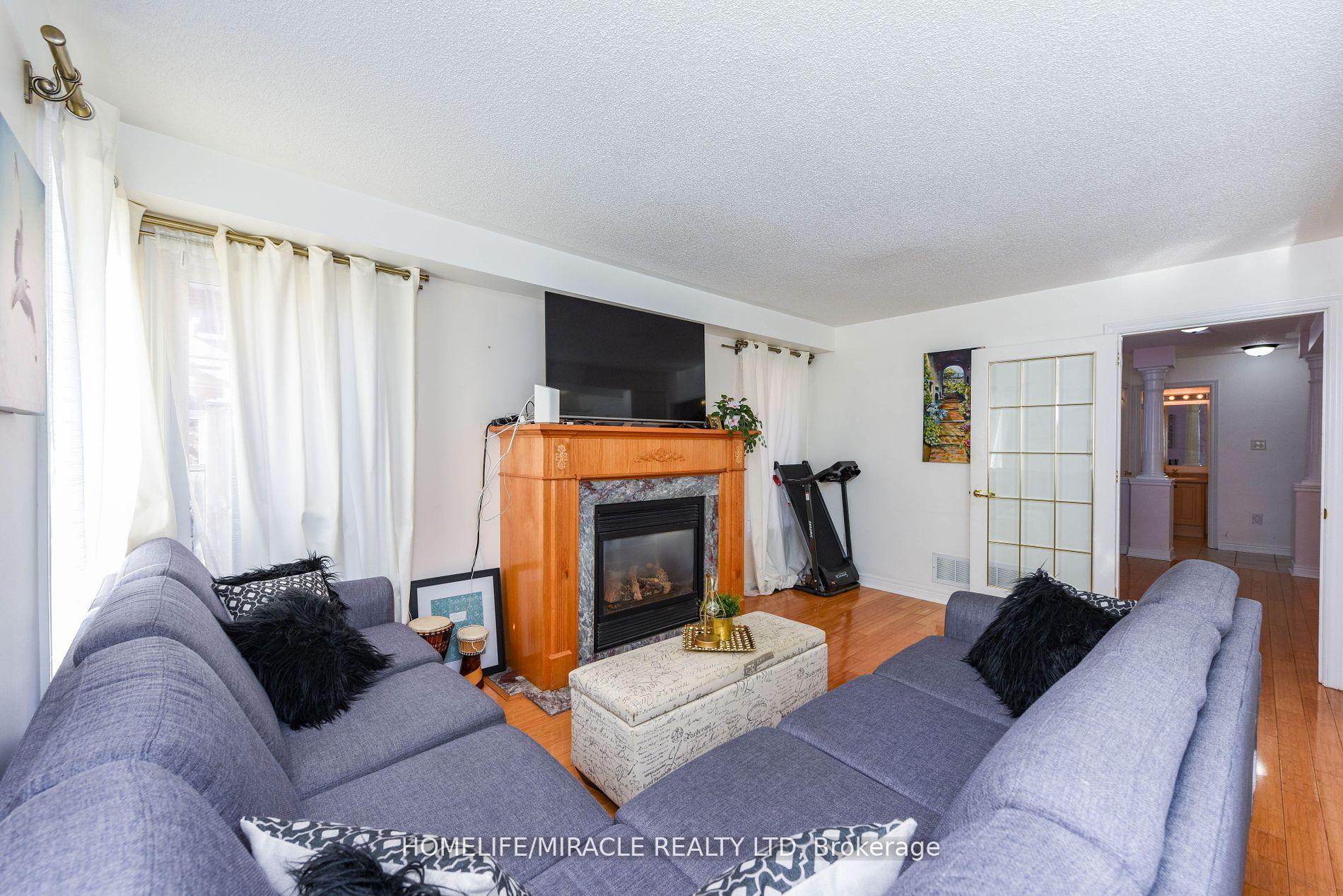 Photo 21 of 322 Ellwood Drive W, Caledon, Bolton West — HOMEH