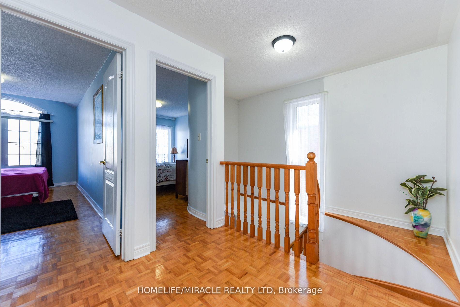 Photo 24 of 322 Ellwood Drive W, Caledon, Bolton West — HOMEH