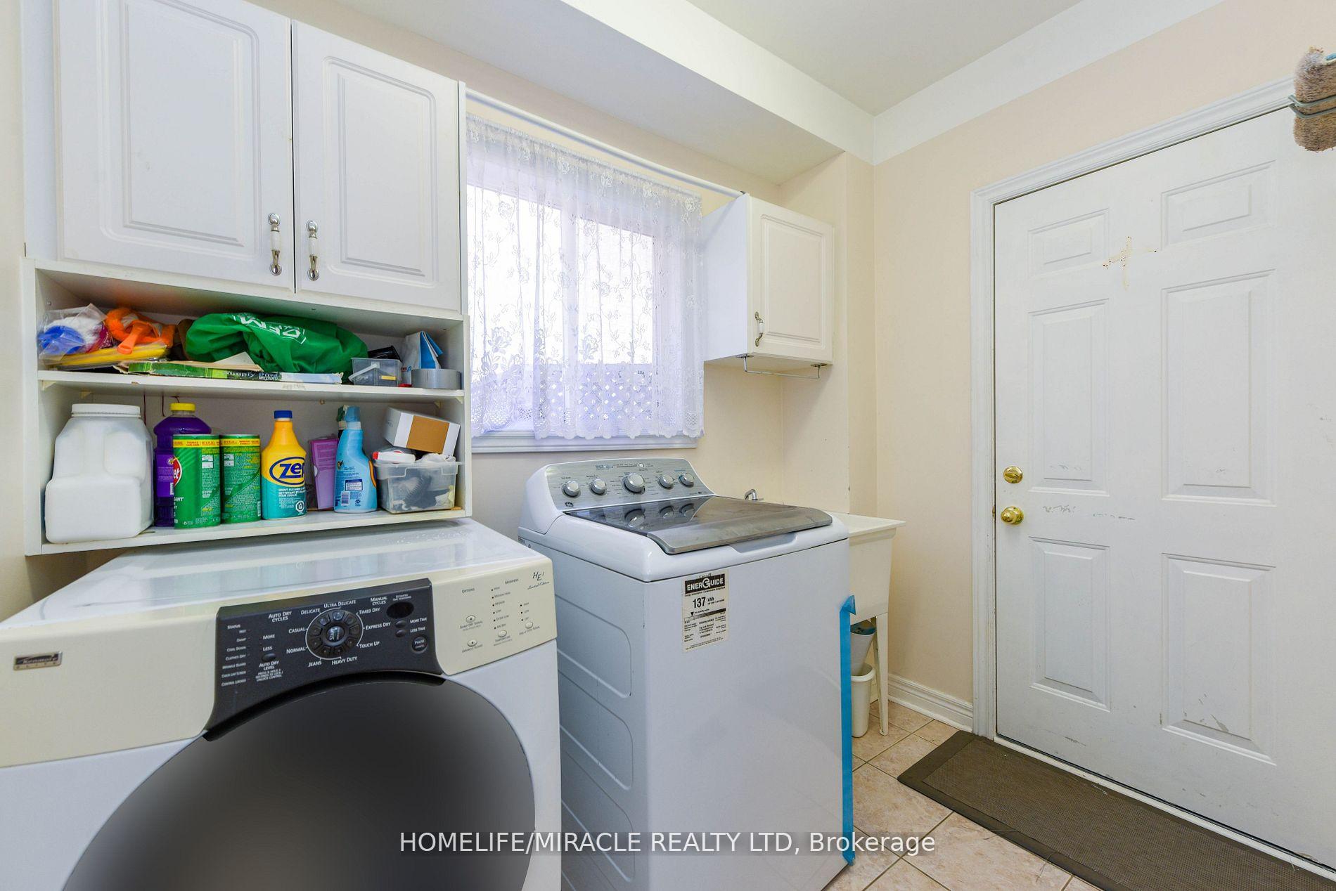 Photo 32 of 322 Ellwood Drive W, Caledon, Bolton West — HOMEH