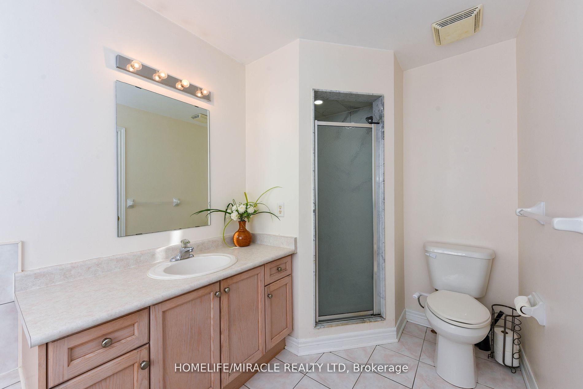 Photo 35 of 322 Ellwood Drive W, Caledon, Bolton West — HOMEH