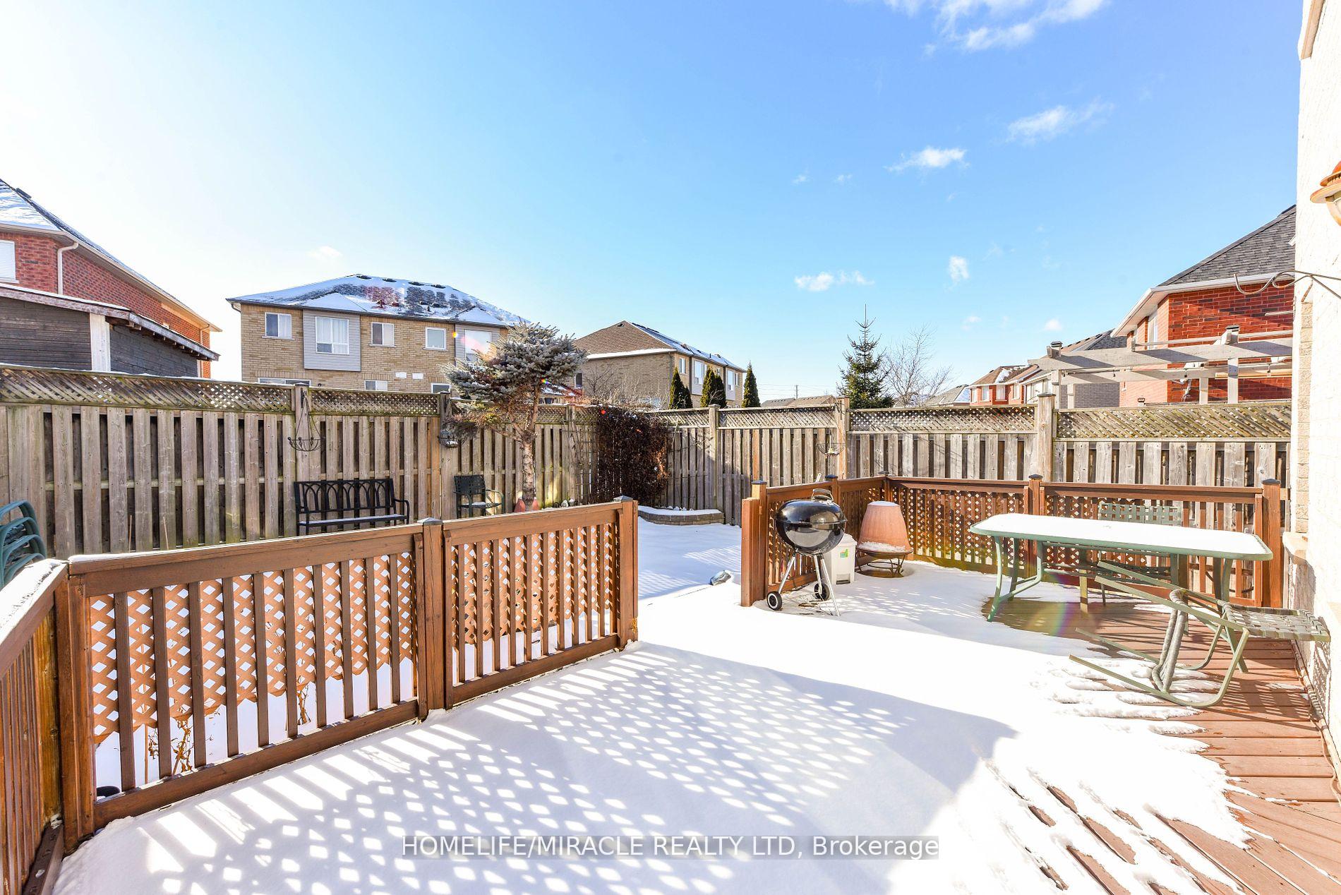 Photo 36 of 322 Ellwood Drive W, Caledon, Bolton West — HOMEH