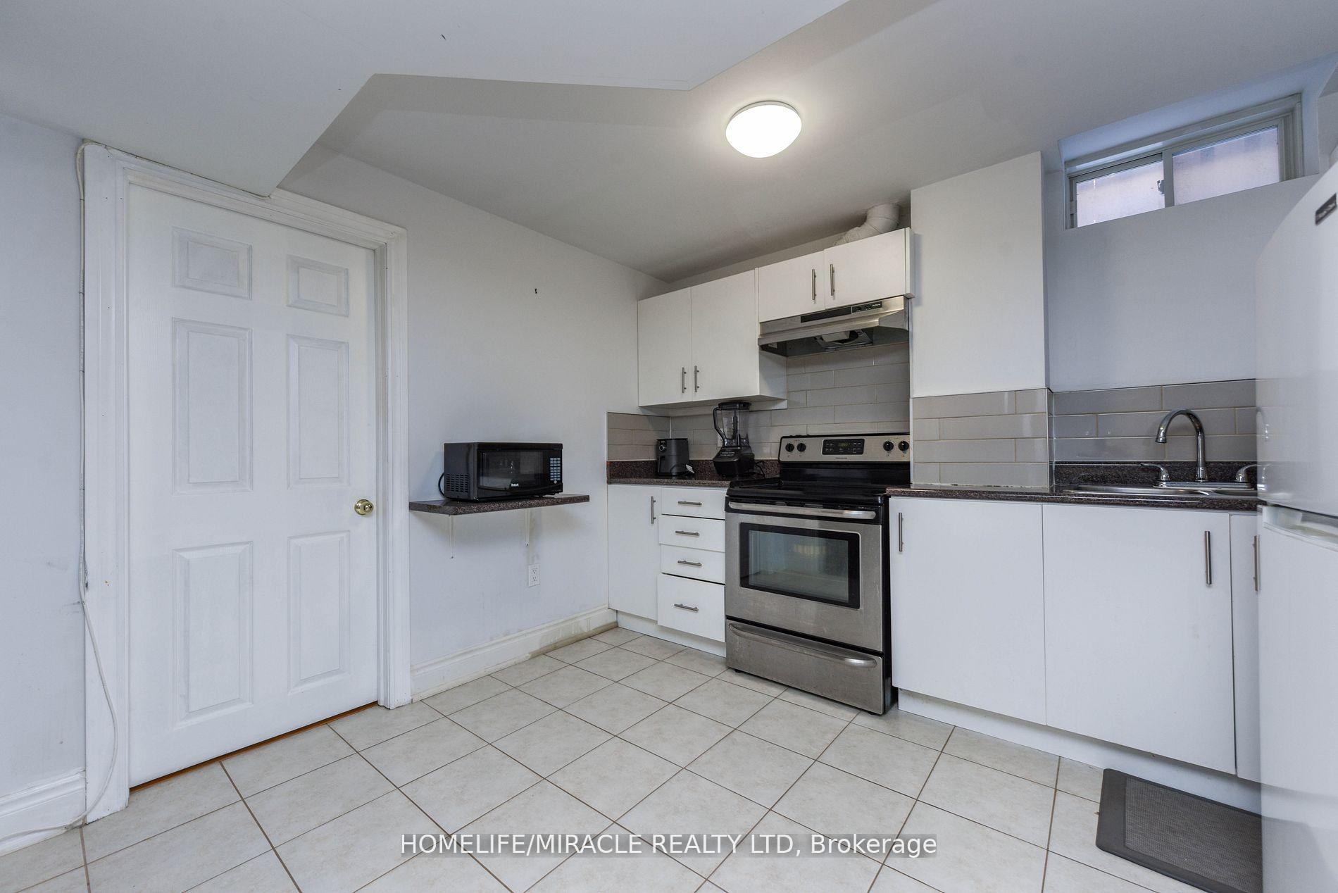 Photo 41 of 322 Ellwood Drive W, Caledon, Bolton West — HOMEH
