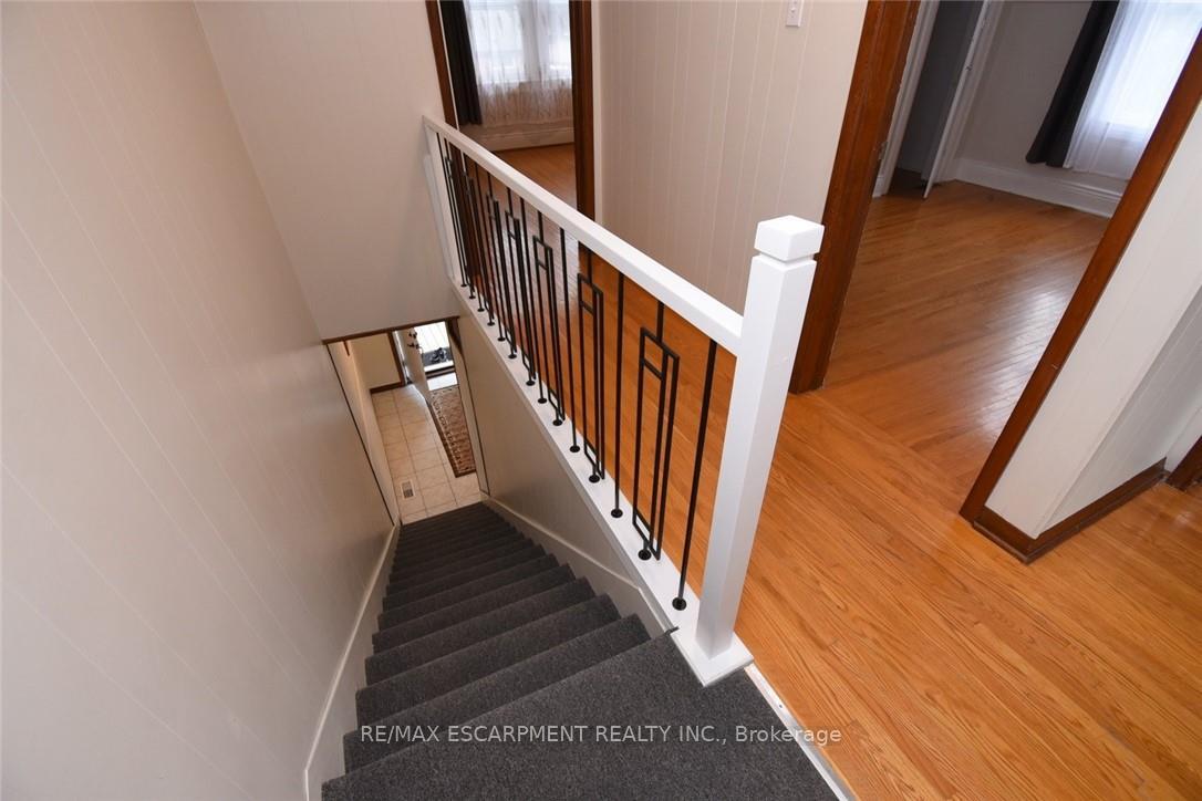 Photo 23 of 133 Fennell Avenue E, Hamilton, Centremount — HOMEH