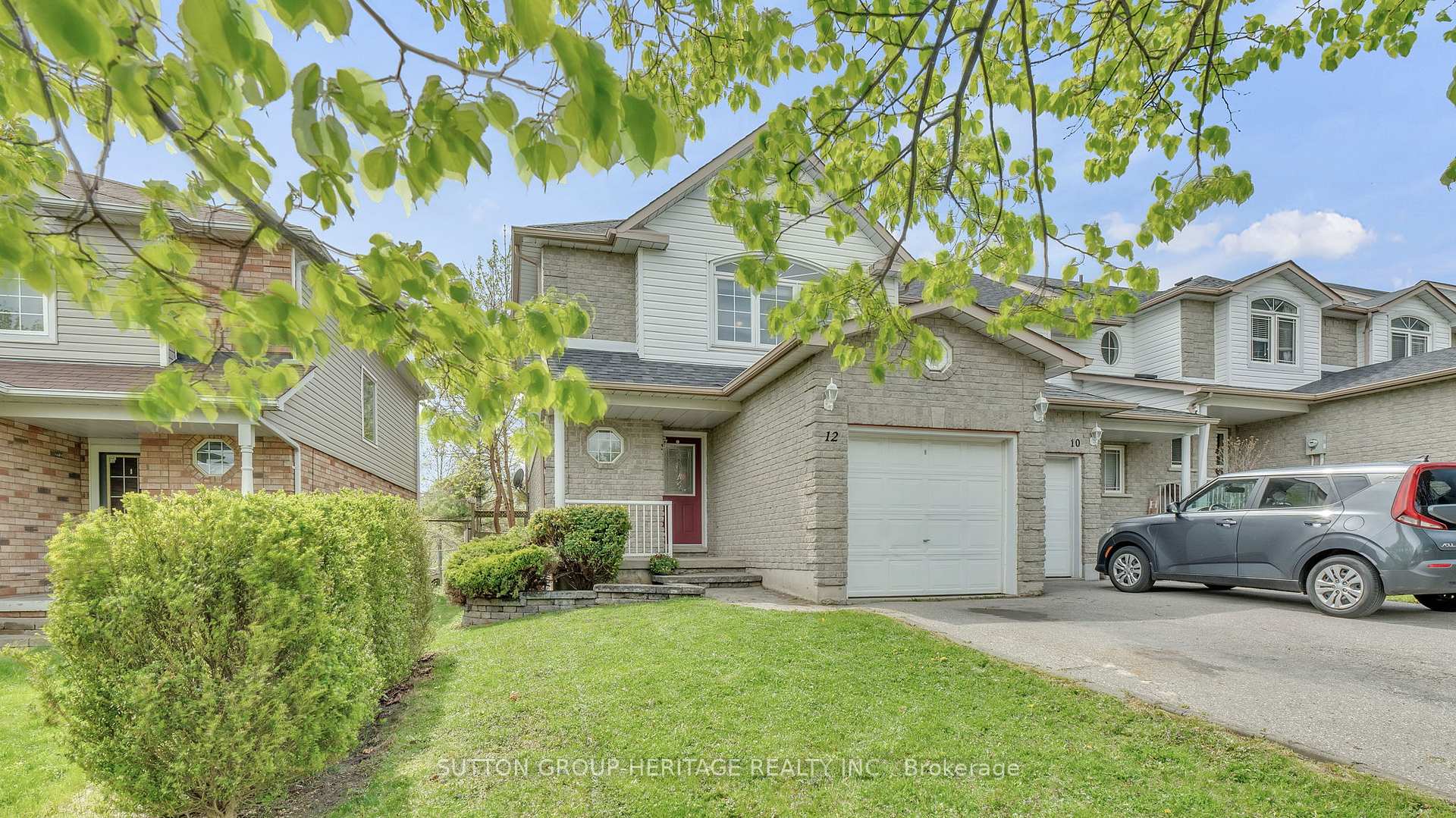 Photo 2 of 12 Cornish Drive, Clarington, Courtice — HOMEH